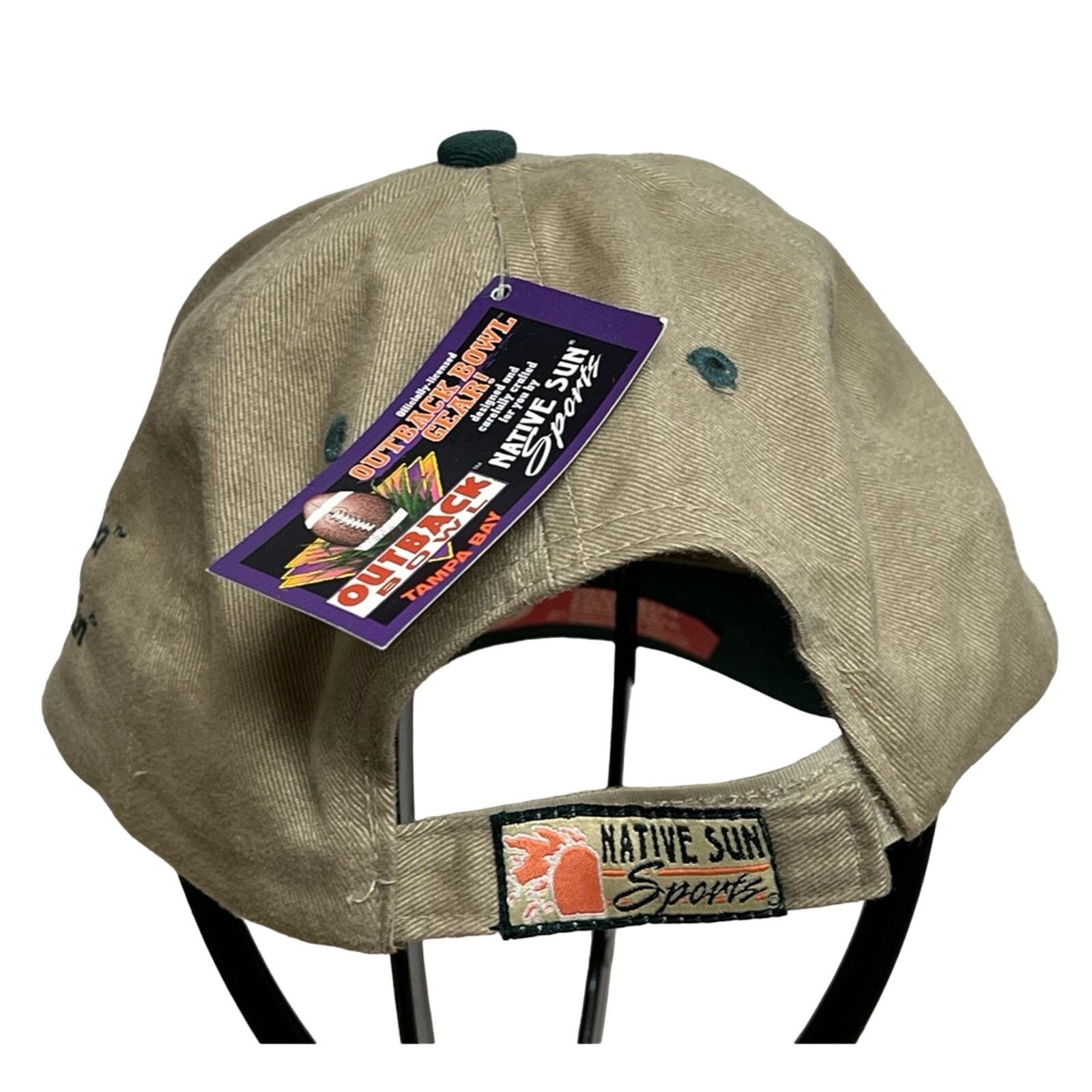 Vintage VINTAGE OUTBACK BOWL GEORGIA VS. WISCONSIN NCAA HAT CAP NWT Size ONE SIZE - 4 Thumbnail