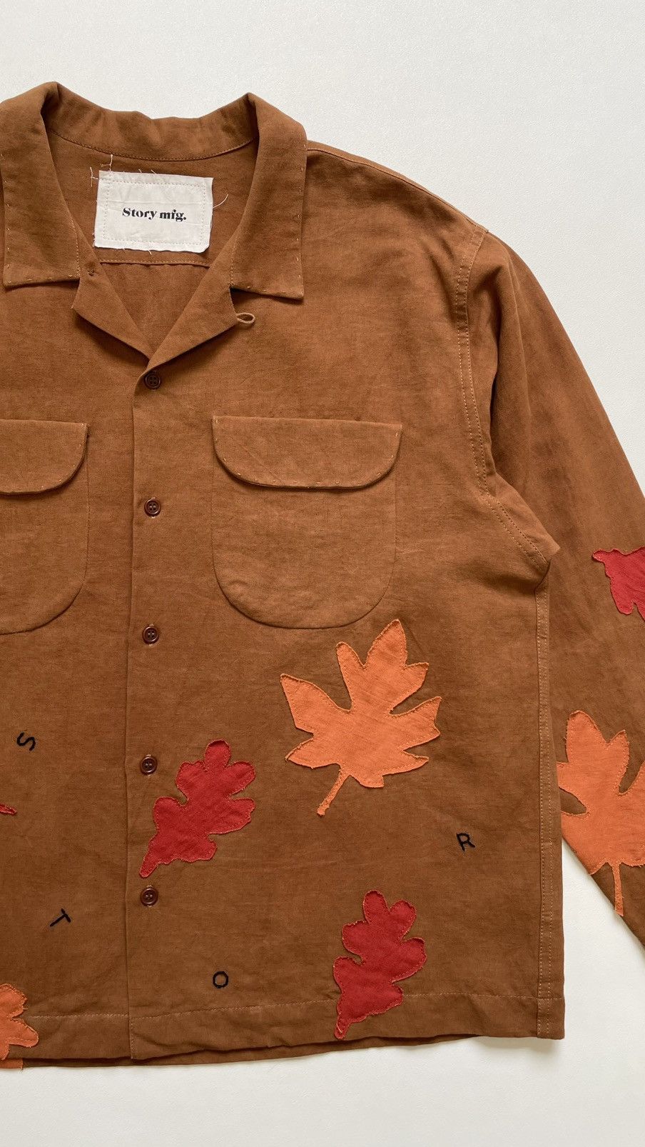 Story Mfg. Brown Linen ‘Leaf Patch Details’ Shirt Size US M / EU 48-50 / 2 - 8 Thumbnail