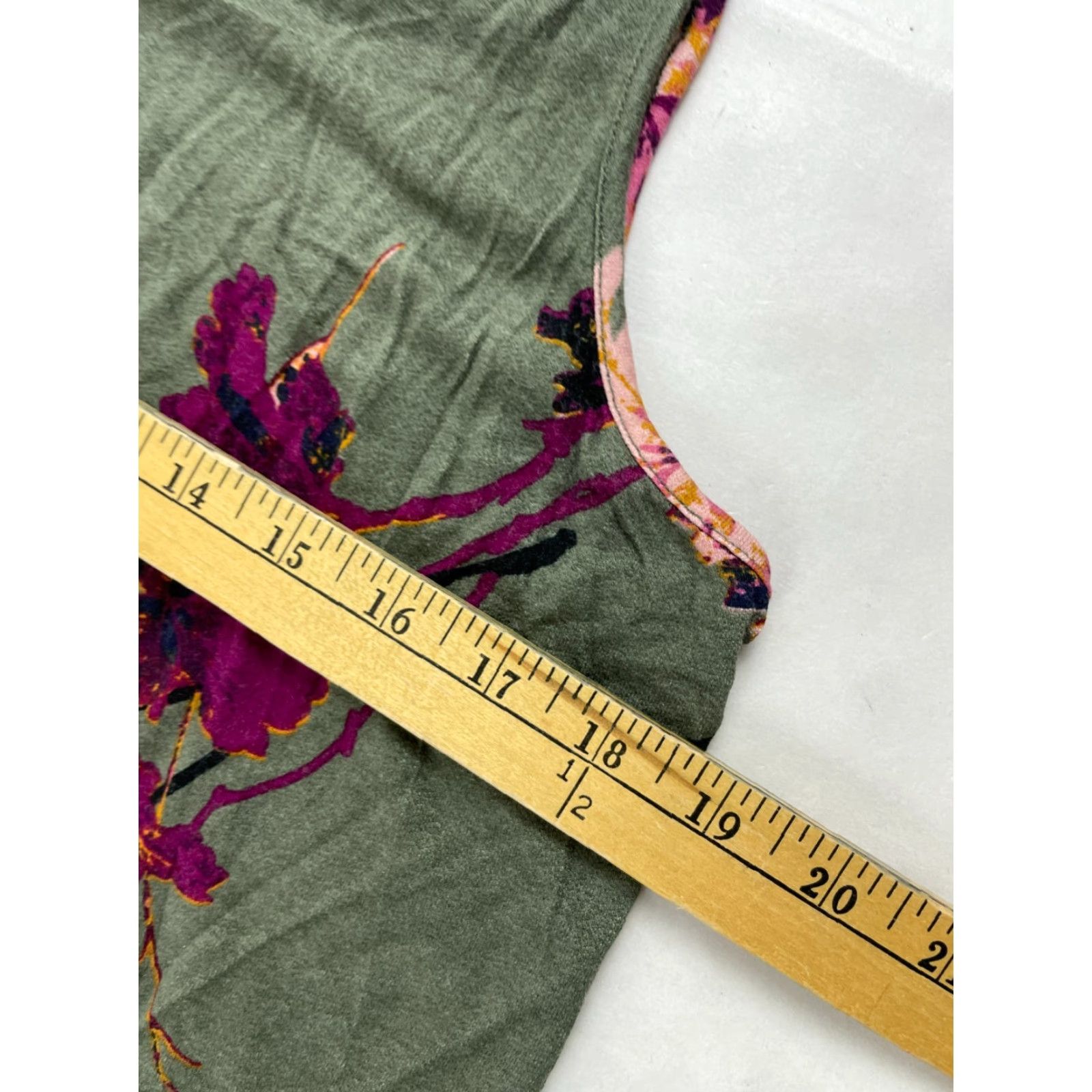 Vintage Maurices Shirt Women's Large Green Floral Back Cut Out Sleeveless Criss Cross V-Neck Size L / US 10 / IT 46 - 5 Thumbnail