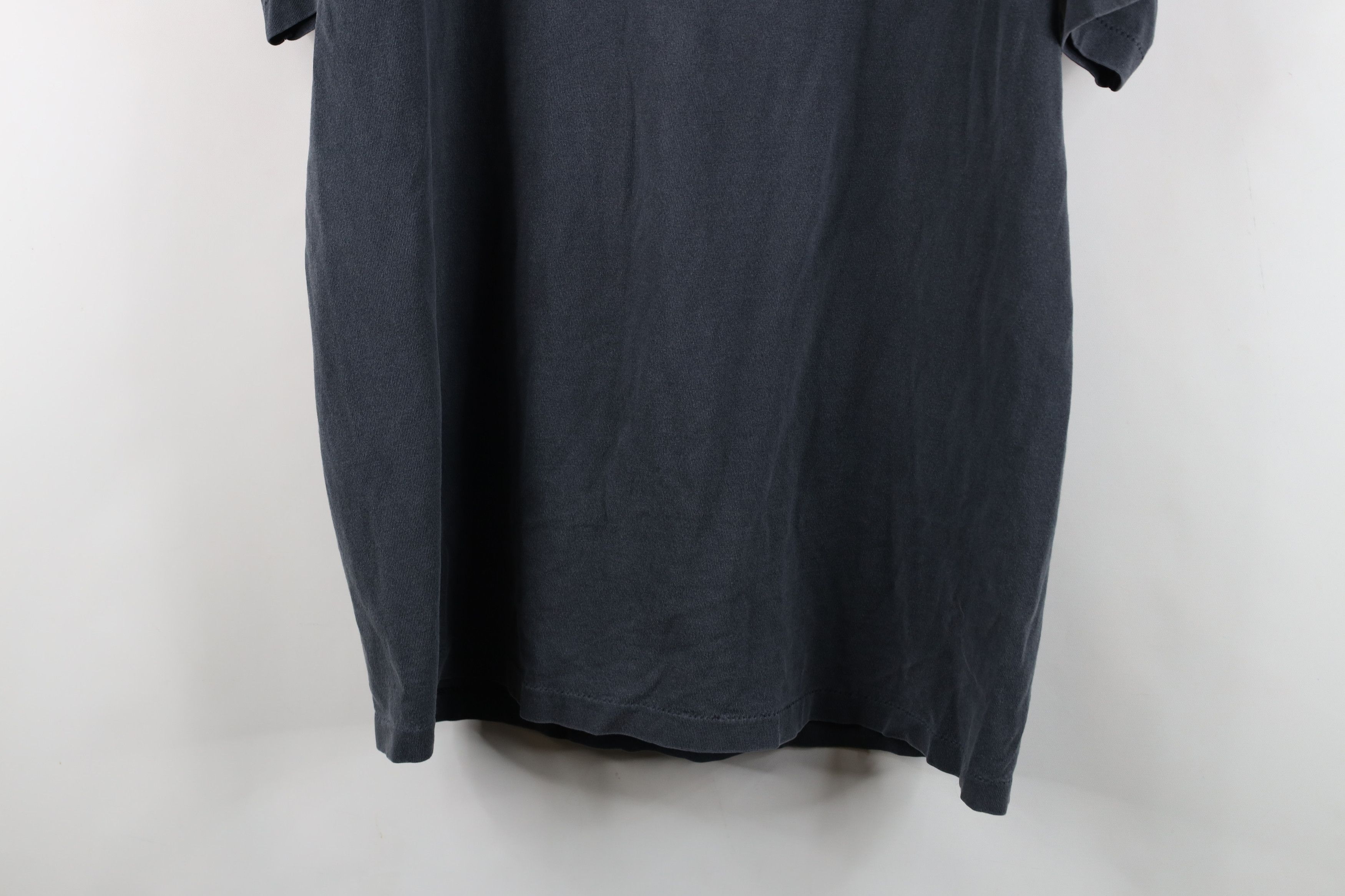 Vintage Vintage 90s Spell Out Six Flags Batman The Ride T-Shirt USA Size US L / EU 52-54 / 3 - 15 Thumbnail