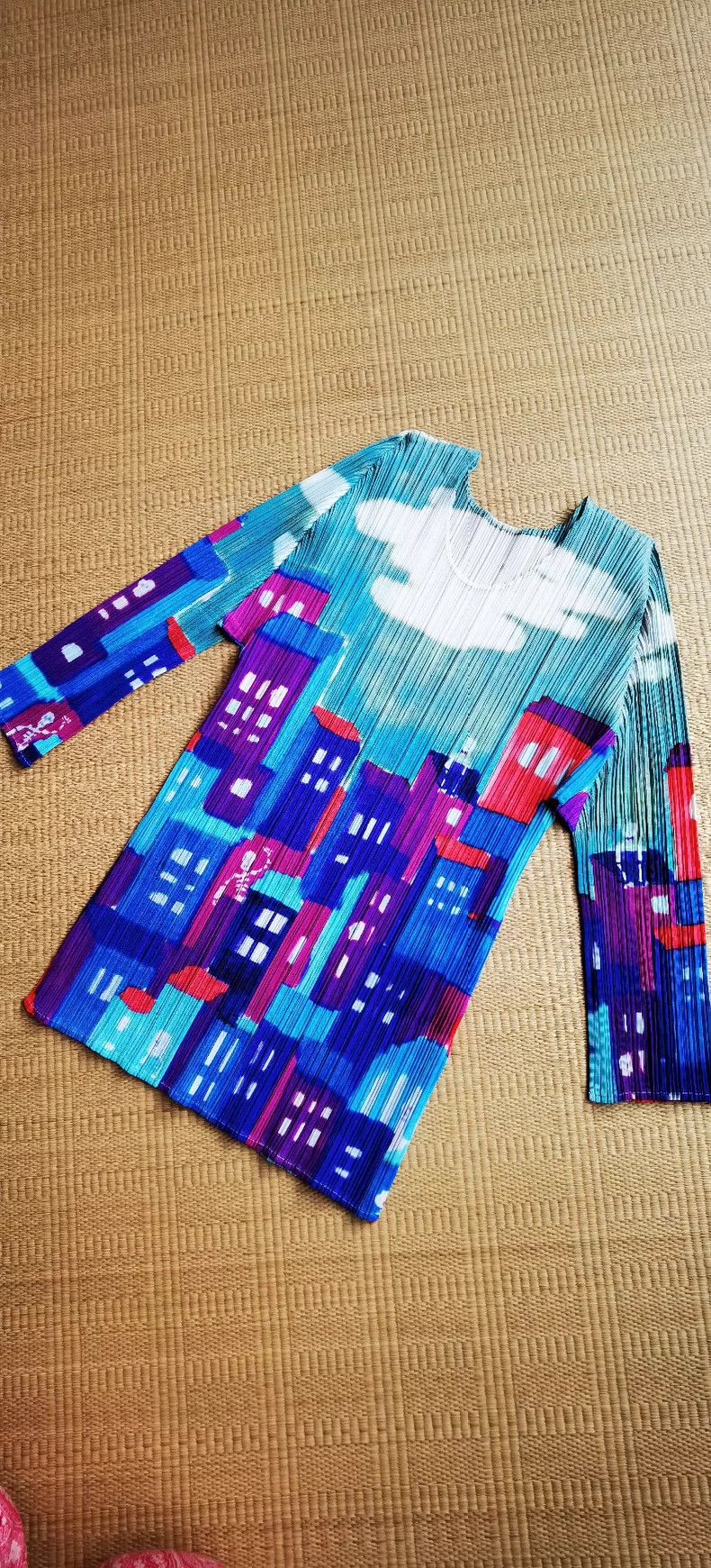 Pleats Please Issey Miyake Issey Miyake Cloud-pleated long sleeves Size L / US 10 / IT 46 - 1 Thumbnail