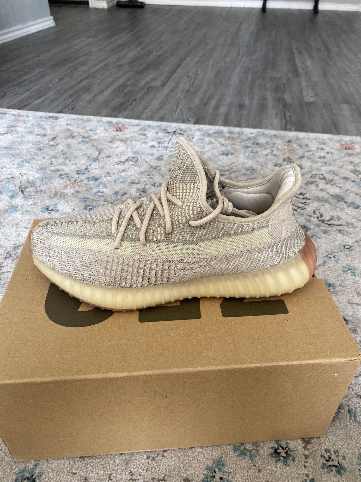Adidas YEEZY BOOST 350 V2 CITRIN Size US 8.5 / EU 41-42 - 7 Thumbnail