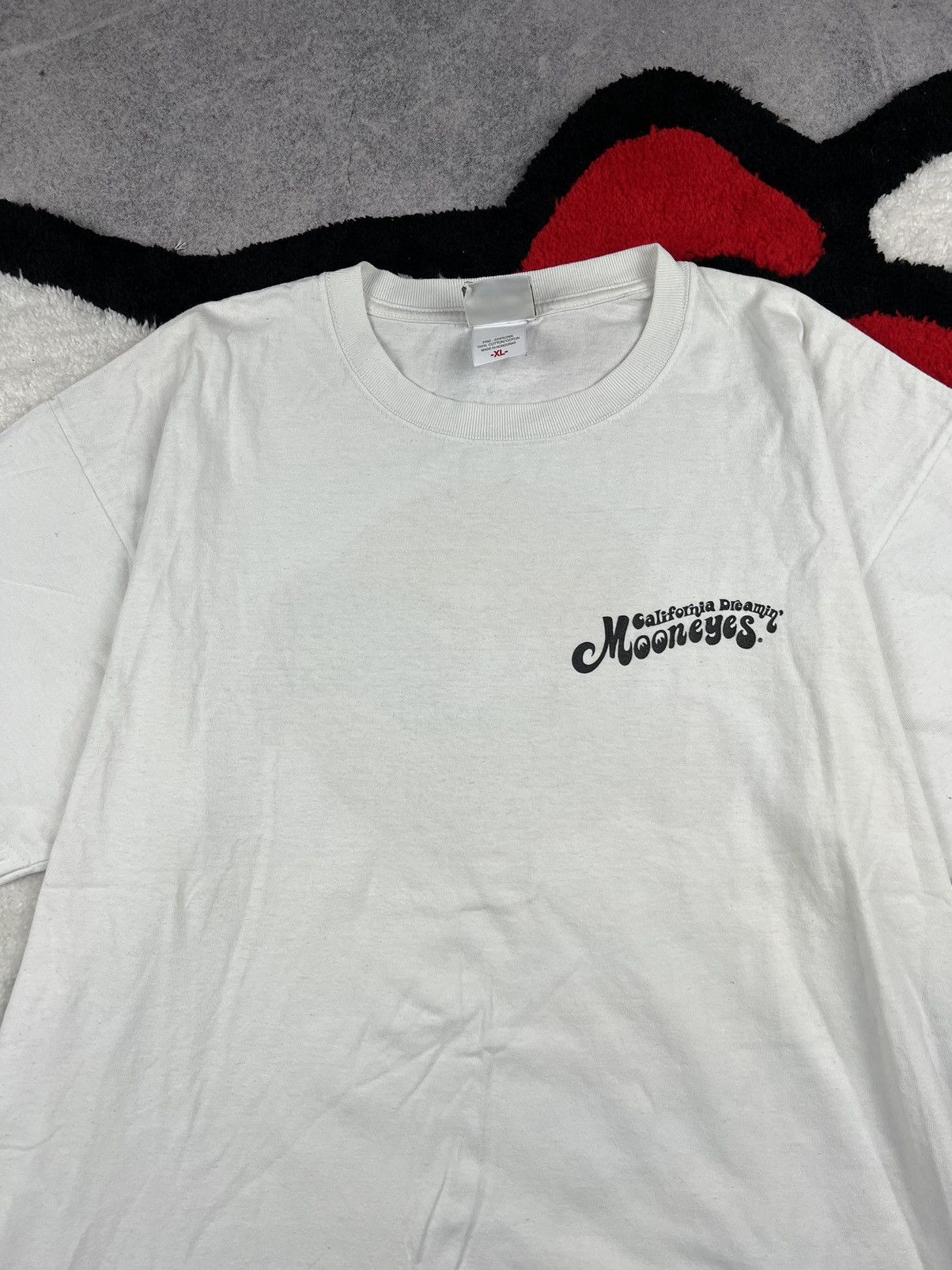 Vintage Vintage Mooneyes Sun California Dreamin Y2K Tee Shirt Size US XL / EU 56 / 4 - 8 Thumbnail