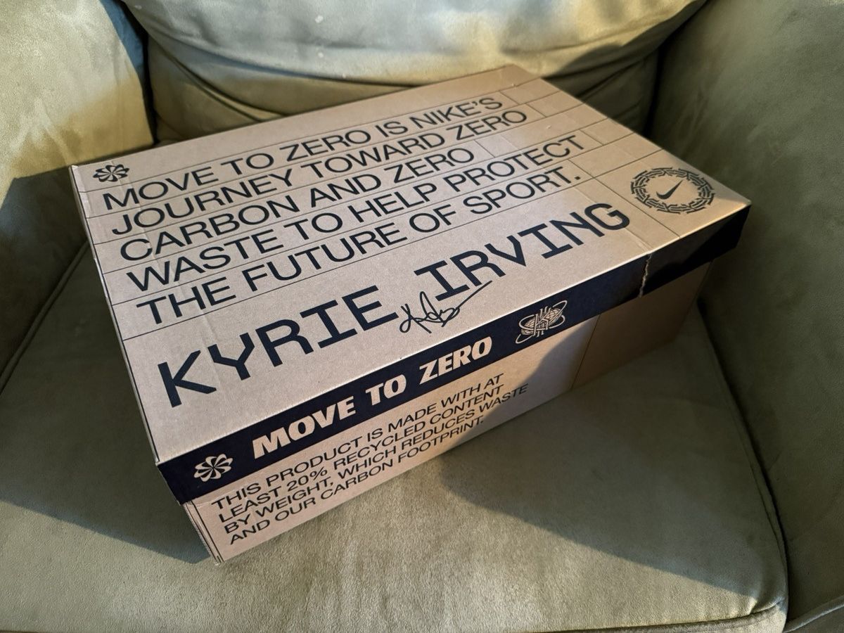 Nike SIZE 18! Nike Kyrie 8 (Rare Unreleased) White/University Red Size US 15 / EU 48 - 3 Thumbnail