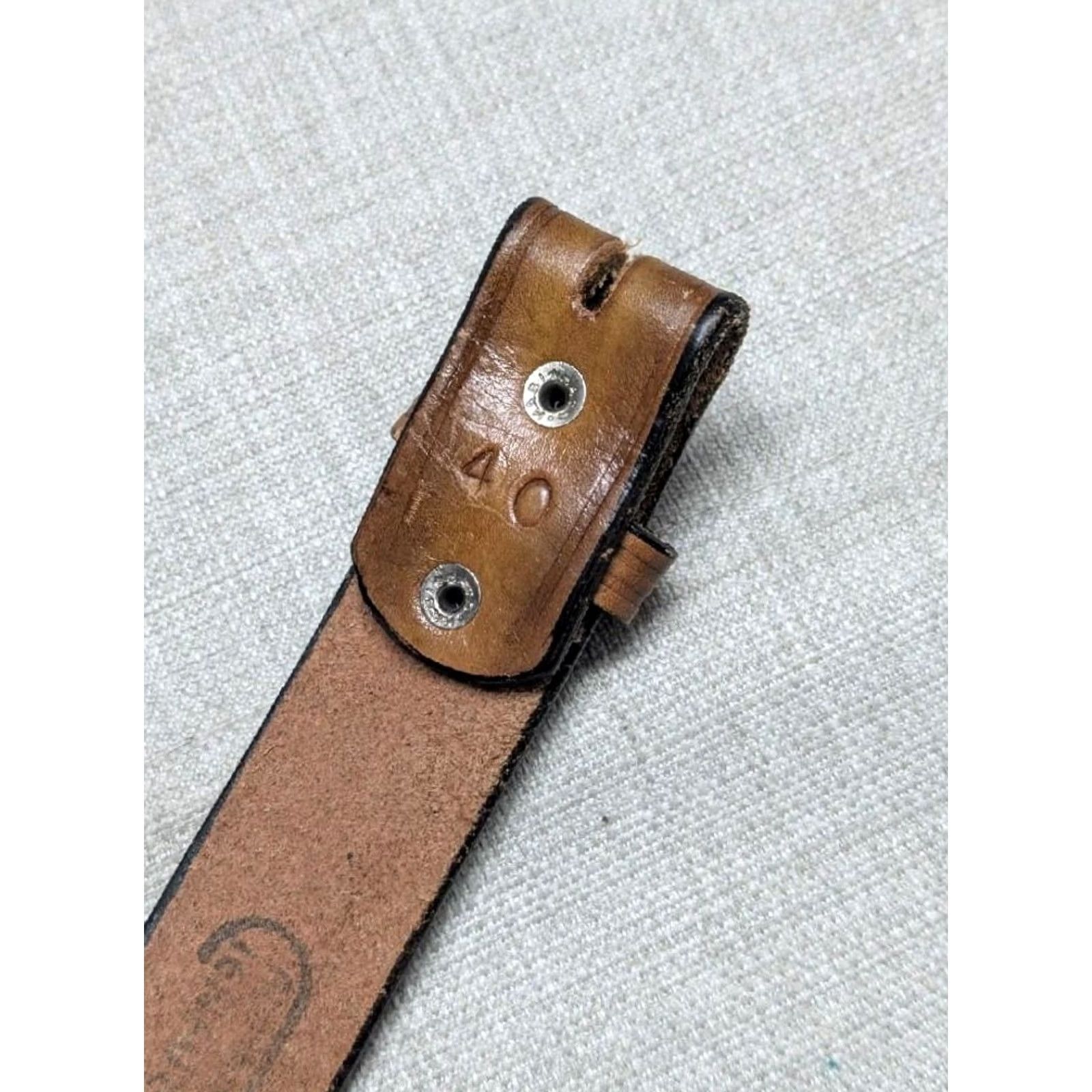 Vintage VINTAGE handcrafted Hand Tooled belt 1-3/8" Western Belt brown Men 42 Full Grain Cowhide Leather belt buckle strap Cowboys Rodeo 1940s Mens Size 42 - 5 Thumbnail