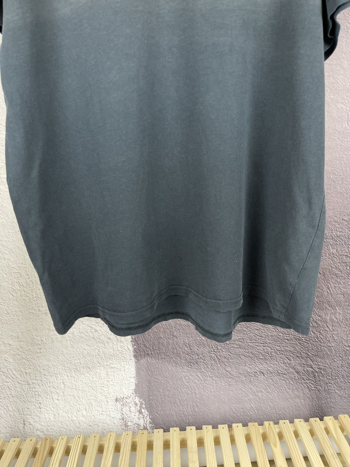 Nike Nike vintage y2k no gifts swoosh cycling logo tee shirt Size US XL / EU 56 / 4 - 7 Thumbnail