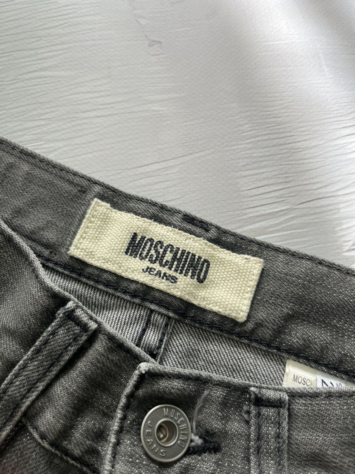 Moschino Moschino Vintage Luxury Jeans Denim Art Logo Gray Size US 28 / EU 44 - 7 Thumbnail