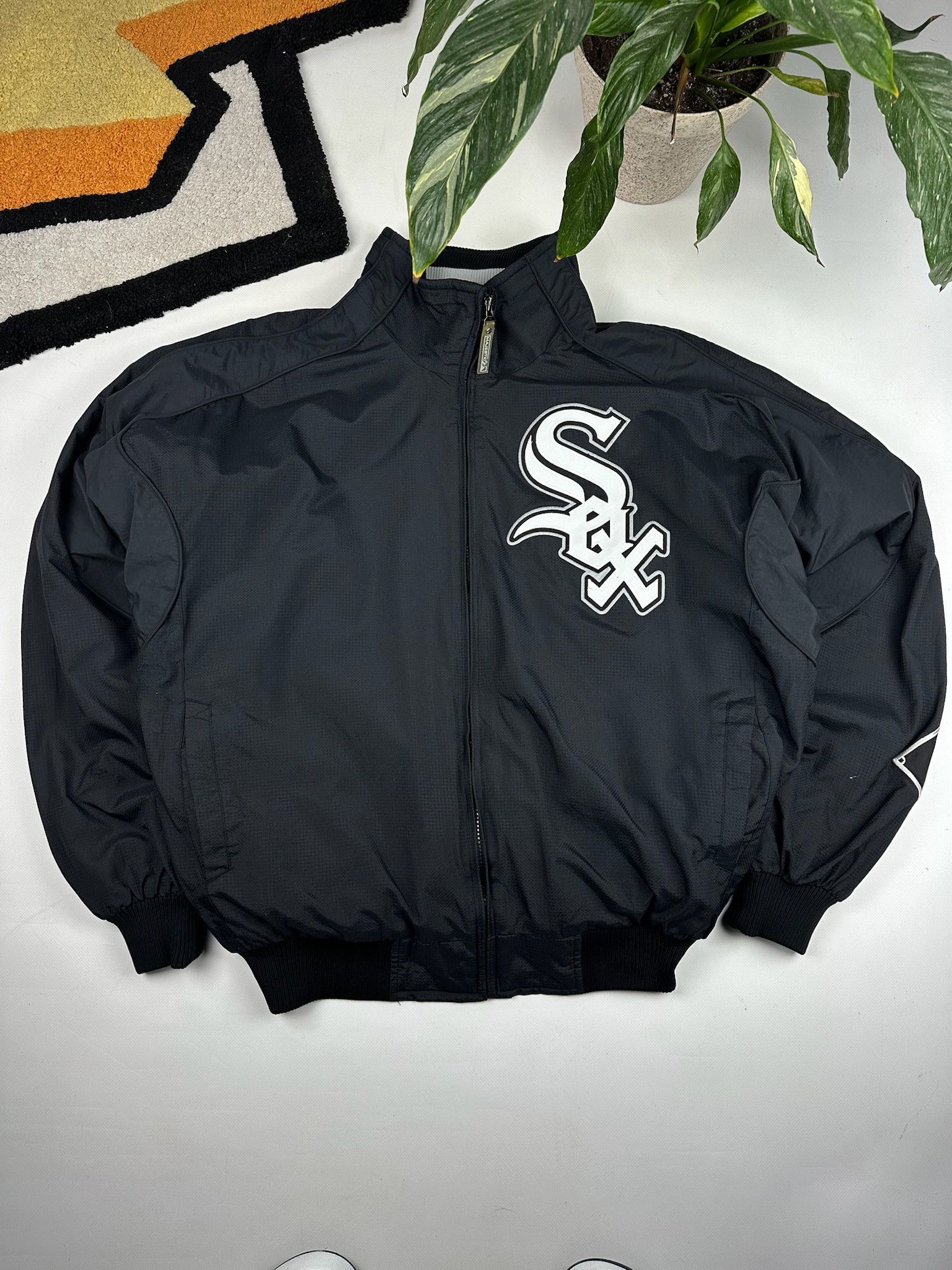 Majestic Vintage Majestic White Sox Jacket (Medium) Size US M / EU 48-50 / 2 - 1 Thumbnail