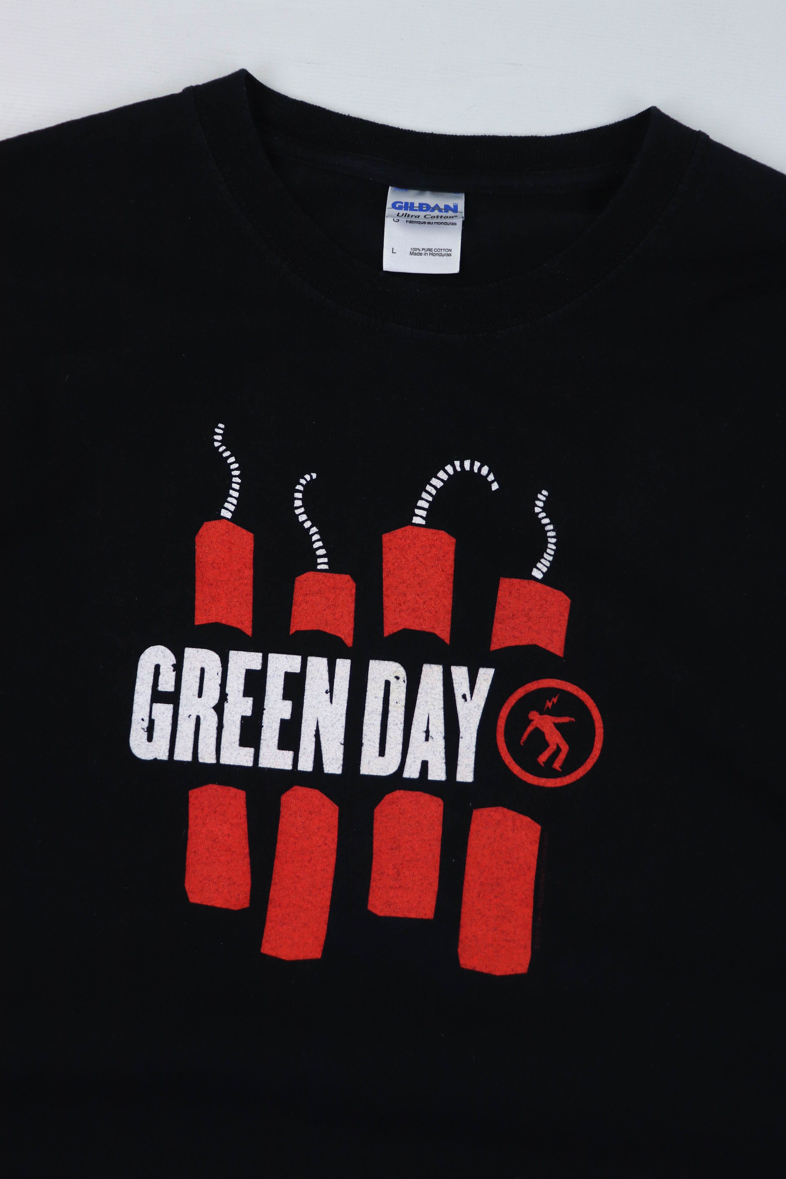 Band Tees 2000s Vintage Green Day American Idiot Band Tour T-shirt Size US L / EU 52-54 / 3 - 3 Thumbnail