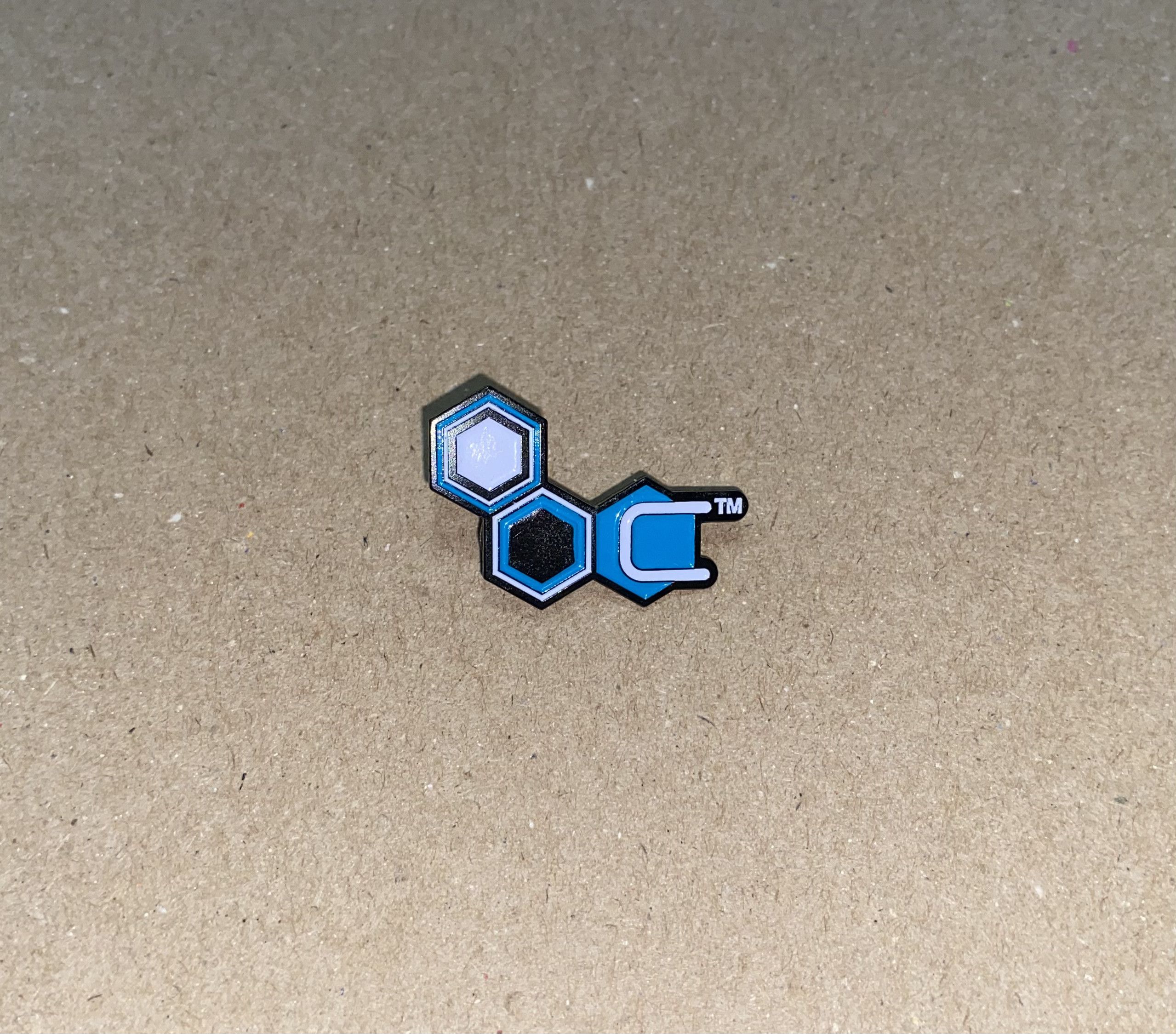 Other CRAFT Brand Cannabis Sativa Enamel Metal Pin Brooch CO Size ONE SIZE - 1 Thumbnail