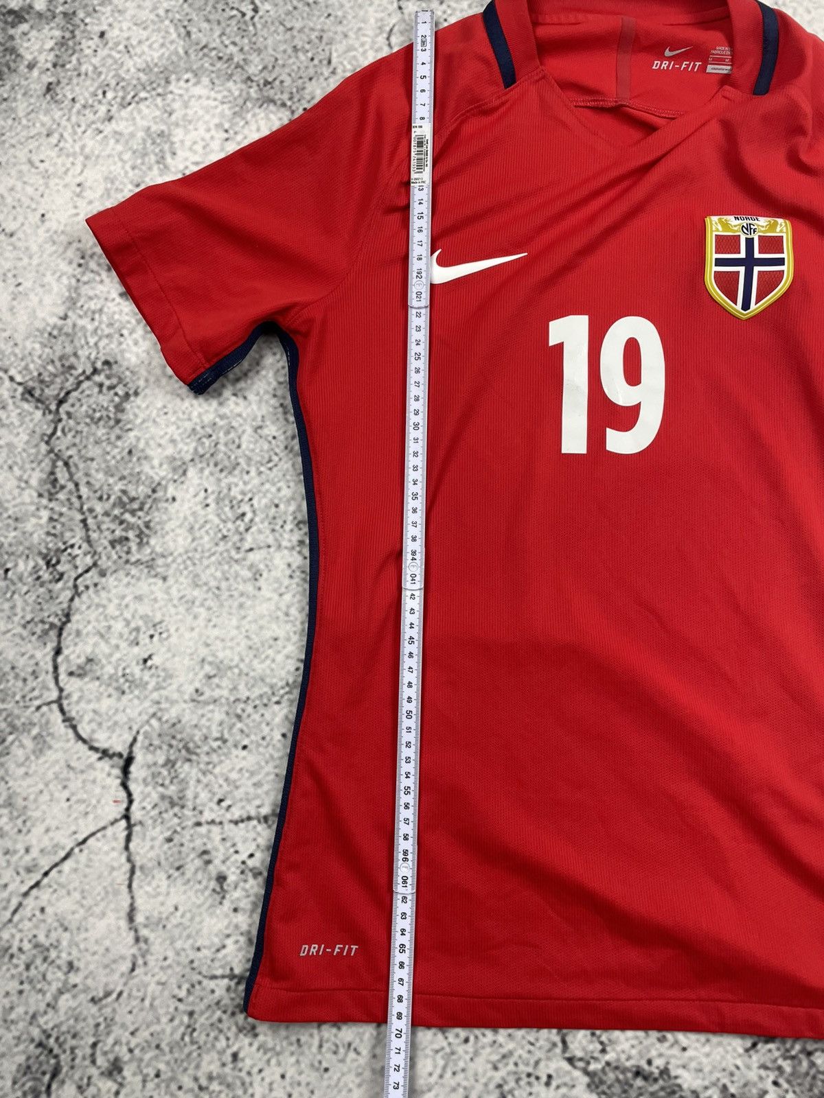 Nike Nike M 2016 Norway Home Jersey Football Shirt Player Issue Size US M / EU 48-50 / 2 - 5 Thumbnail