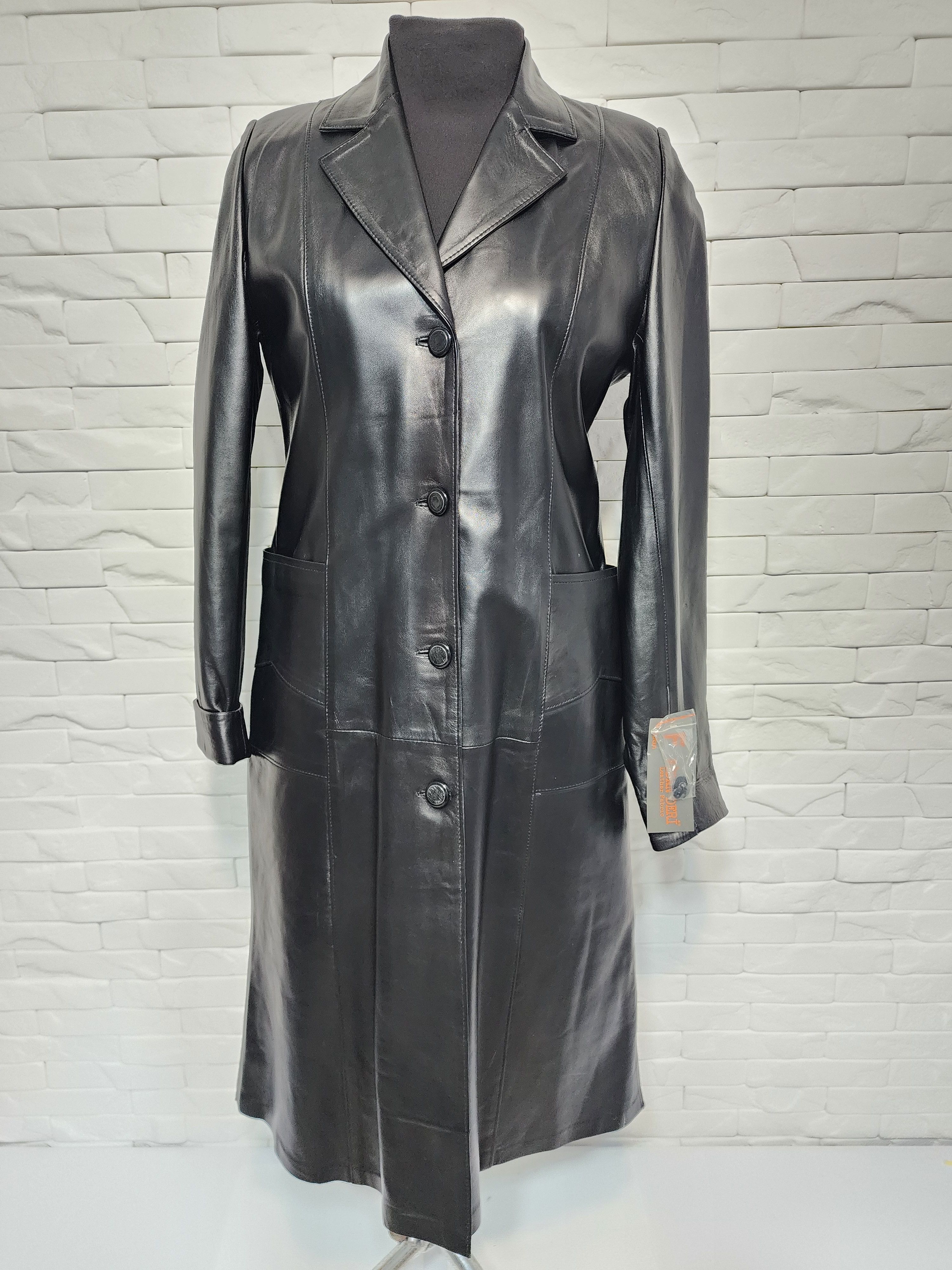 Designer Black Genuine Leather Long Jacket: Elegant Women's Coat Size M / US 6-8 / IT 42-44 - 1 Thumbnail