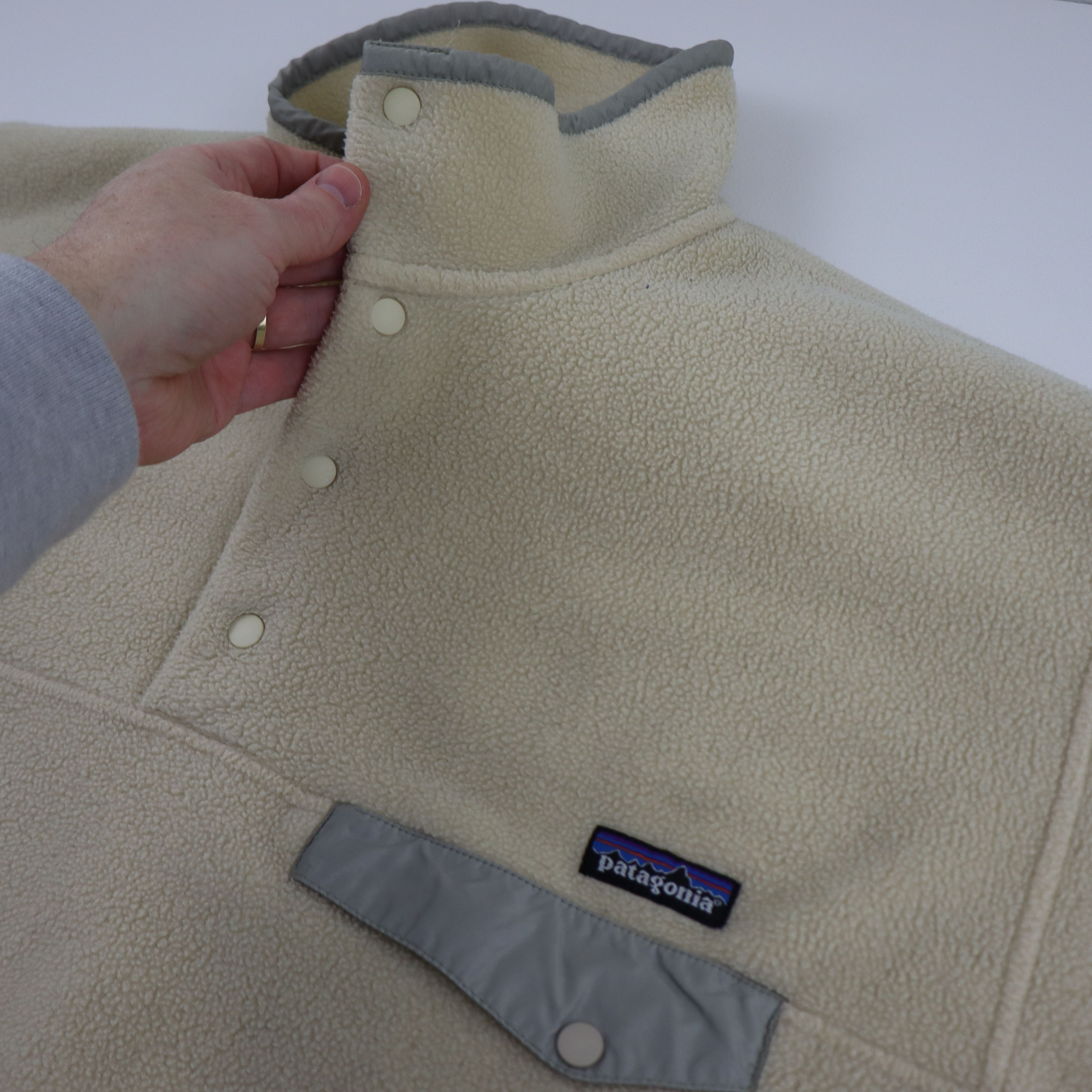 Patagonia × Vintage Vintage 90s Patagonia Beige Fleece Snap-T Pullover Jacket Size US L / EU 52-54 / 3 - 5 Thumbnail