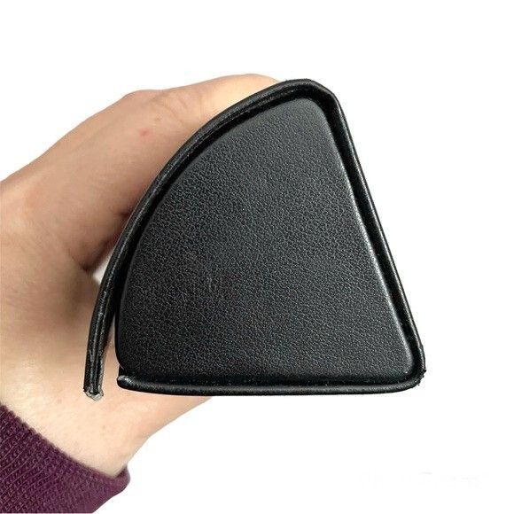 Fendi Fendi Black Monogram Eyeglasses Sunglasses Hard Case 🇮🇹 Size ONE SIZE - 5 Thumbnail