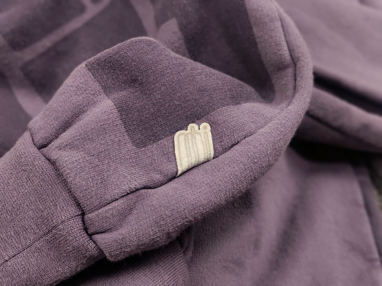 Maharishi Vintage Maharishi Mhi Not War art Logo Purple Sweatshirt Size US XL / EU 56 / 4 - 15 Thumbnail