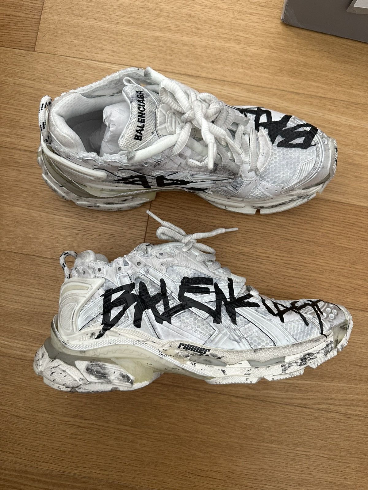 Distressed Sneakers Balenciaga Runners Graffiti Balenciaga Runner 