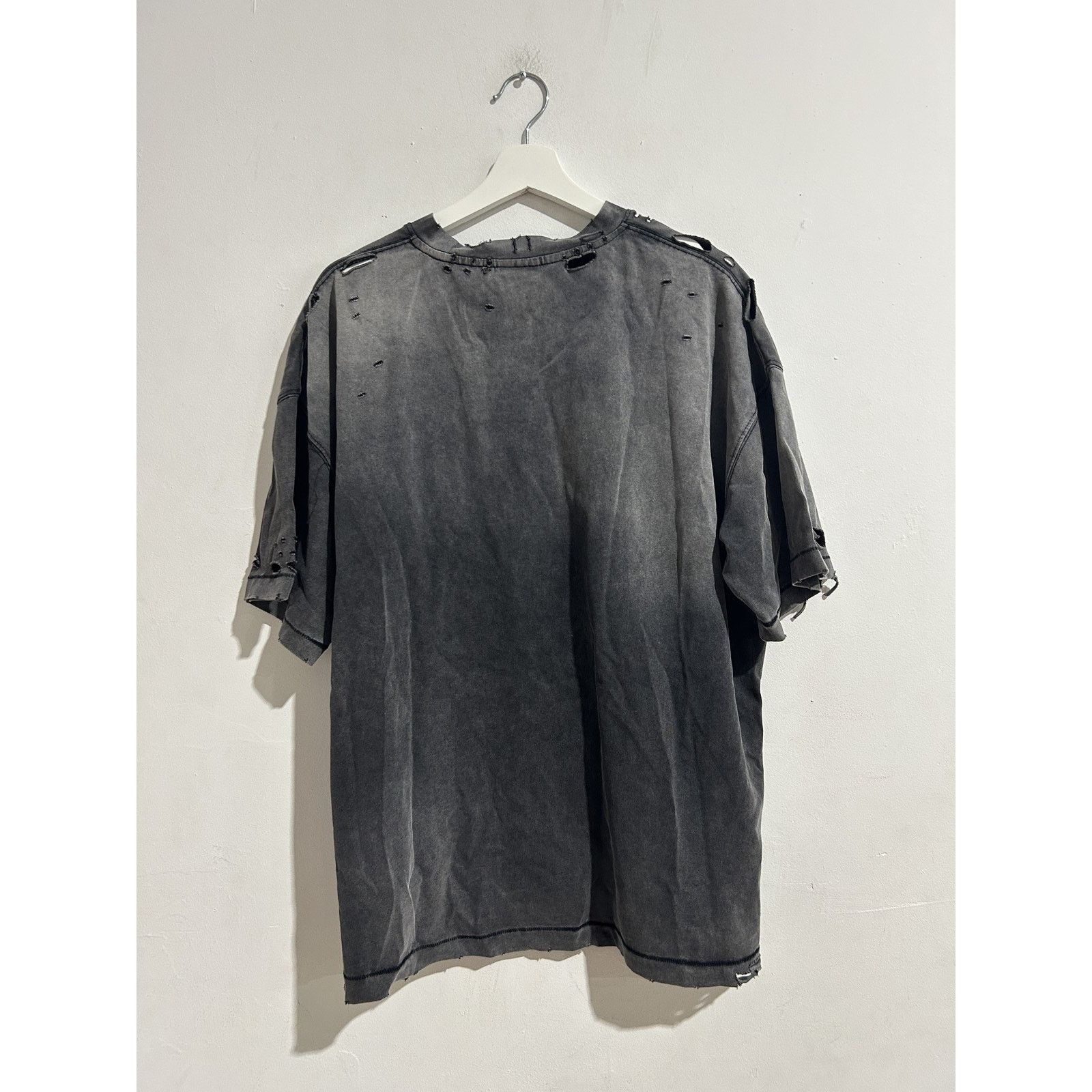 Vale VALE BLACK MAKAVALE TEE SIZE SMALL BRAND NEW Size US S / EU 44-46 / 1 - 5 Thumbnail