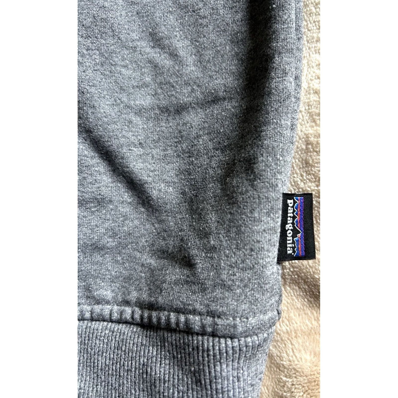 Patagonia Patagonia Sweatshirt Arched Fitz Roy Bear Uprisal Crew Gray L Men NM Size US L / EU 52-54 / 3 - 3 Thumbnail