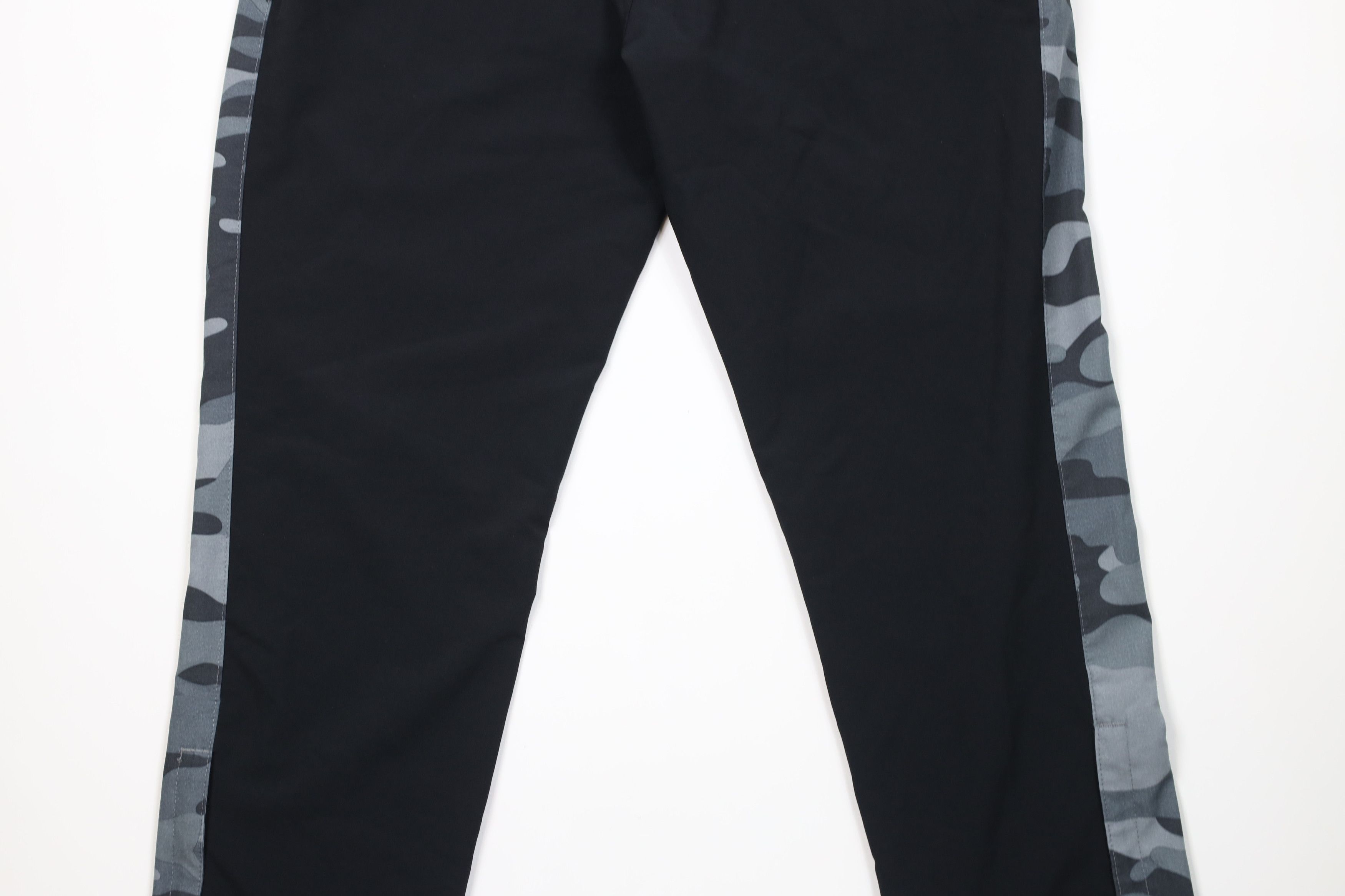 New Balance Vintage Y2K New Balance Logo Camouflage Tapered Leg Pants Size US 36 / EU 52 - 13 Thumbnail