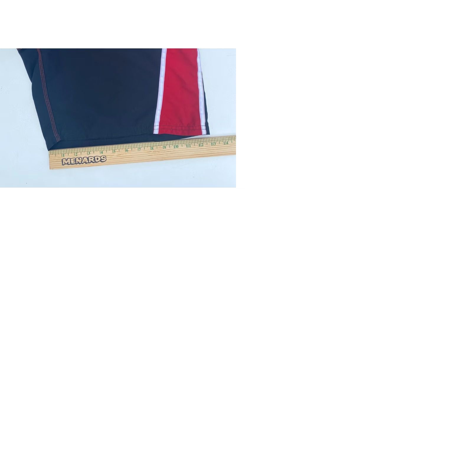 Nike VINTAGE Nike Swim Shorts Men’s L Black and Red Y2K Beach Style Bottoms Size US 33 - 9 Thumbnail