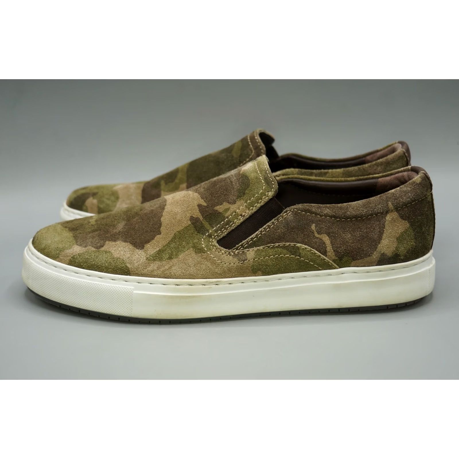 Johnston & Murphy VINTAGE Johnston & Murphy Camouflage Suede Slip-On Casual Sneakers Men 9M Green Brown Tan Camouflage Casual Shoes India Size US 9 / EU 42 - 3 Thumbnail