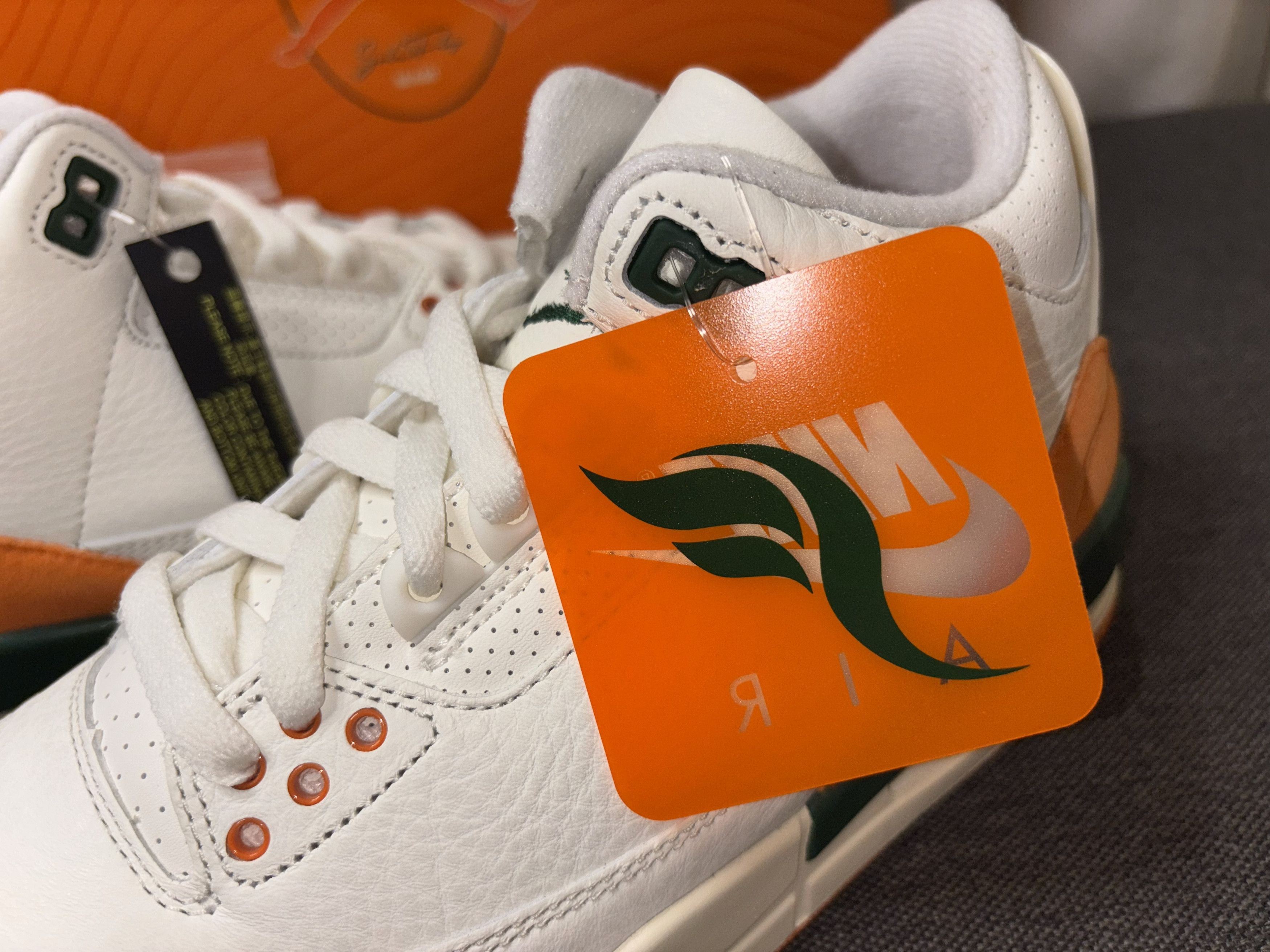 Jordan Brand Nike Air Jordan 3 Retro OG SP SoleFly Miami 7.5 IF4491-100 Size US 7.5 / EU 40-41 - 18 Thumbnail