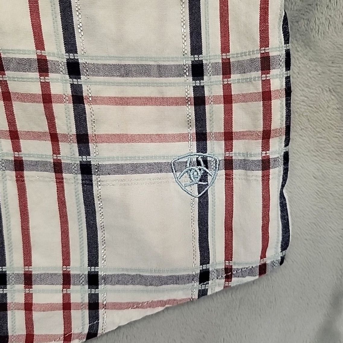 Ariat Ariat Shirt Womens L Patriotic Metalic Plaid Bedazzled Pearl Snap Western Cowboy Shirt Womens L White Plaid Patriotic Rhinestone Snap Menus Mens? Size L / US 10 / IT 46 - 5 Thumbnail