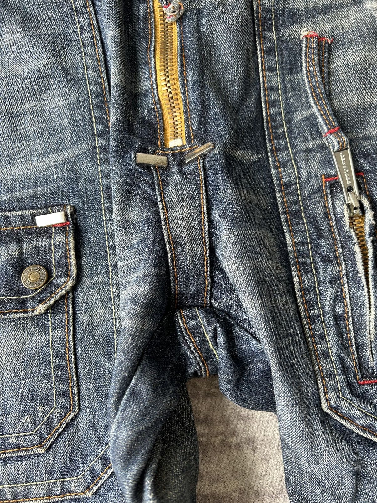 Dsquared2 Dsquared2 Cargo Distressed jeans Size US 34 / EU 50 - 16 Thumbnail