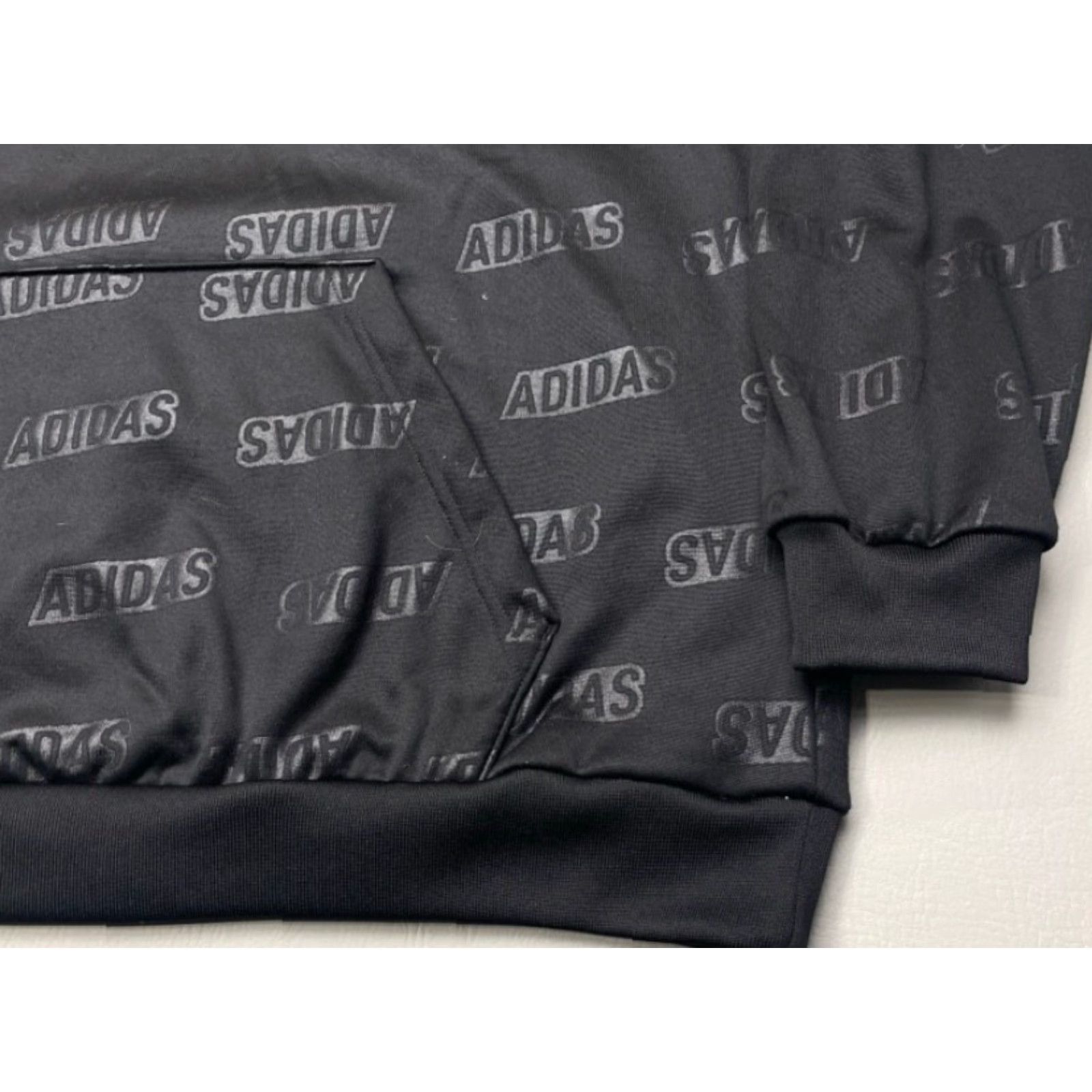 Adidas VINTAGE Adidas Hoodie Pullover All Over Print Men’s XL Adidas Logo Black 8259 Size US XL / EU 56 / 4 - 4 Thumbnail