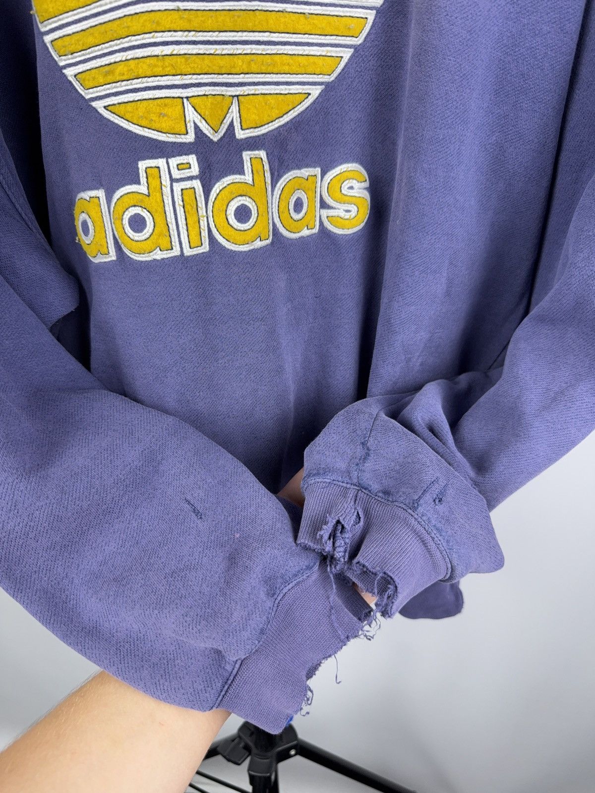 Adidas Vintage 90s Retro Distressed Adidas Sweatshirt Y2K Size US L / EU 52-54 / 3 - 9 Thumbnail