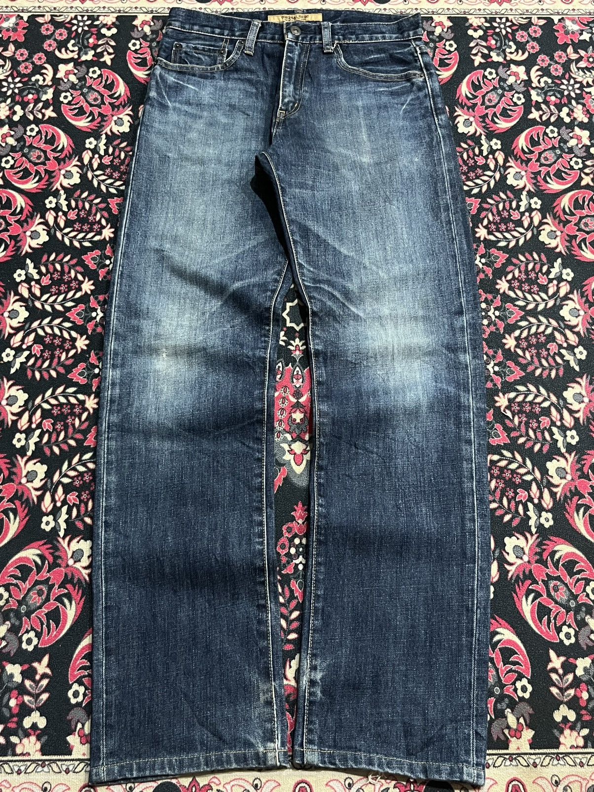 Vintage Uniqlo S002 Blue Faded Washed Straight Leg Jeans