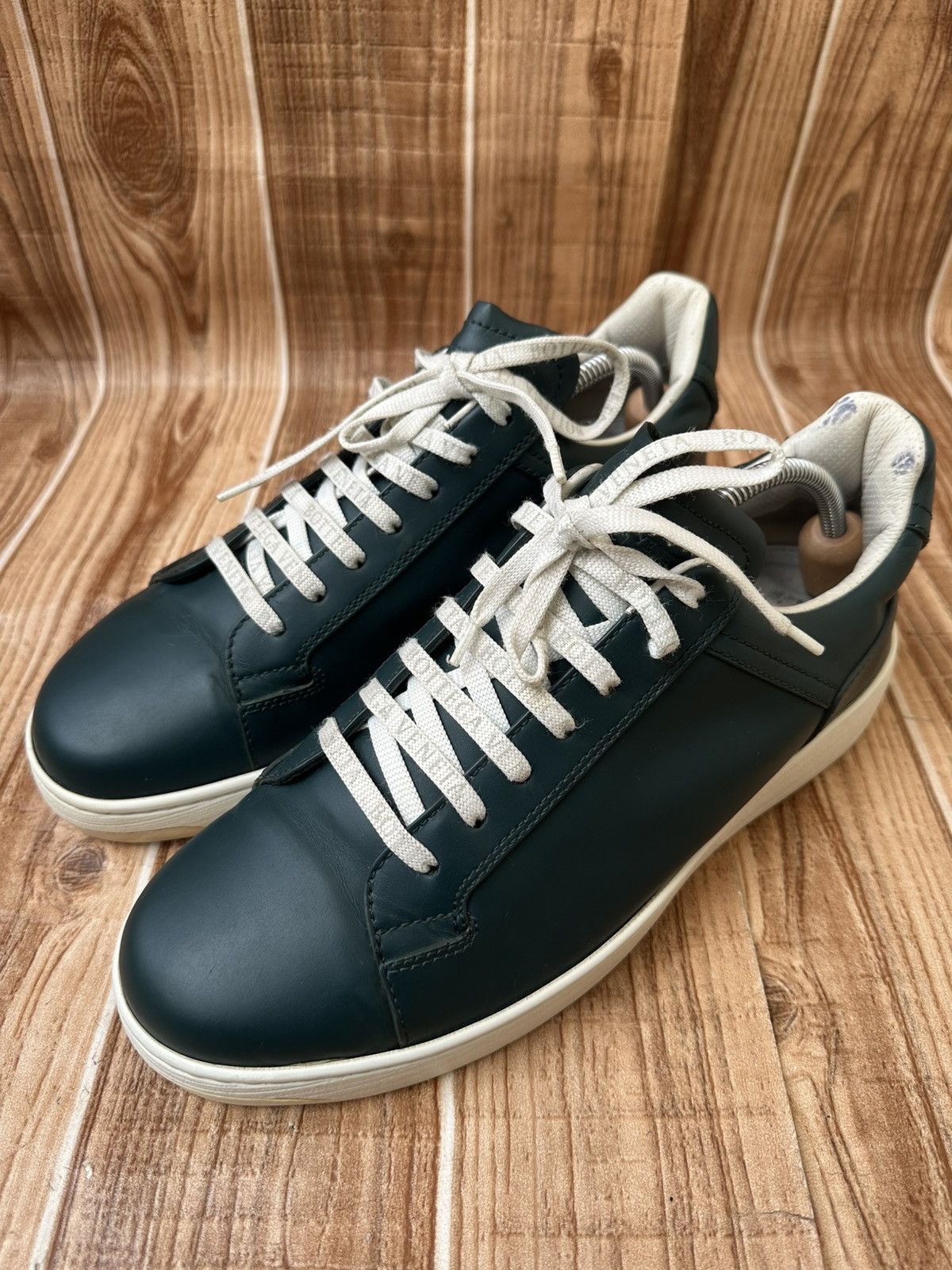 Bottega Veneta Bottega Veneta Jade Green Bolt Low Top Sneaks Size US 11 / EU 44 - 2 Thumbnail