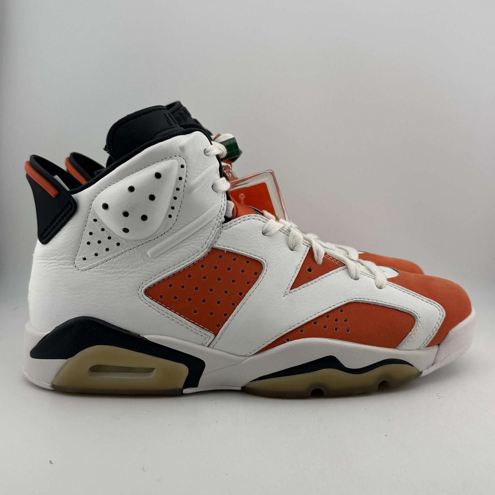 Jordan Brand Jordan 6 Gatorade White Orange Sneakers US 9 New D9399 Size US 9 / EU 42 - 3 Thumbnail