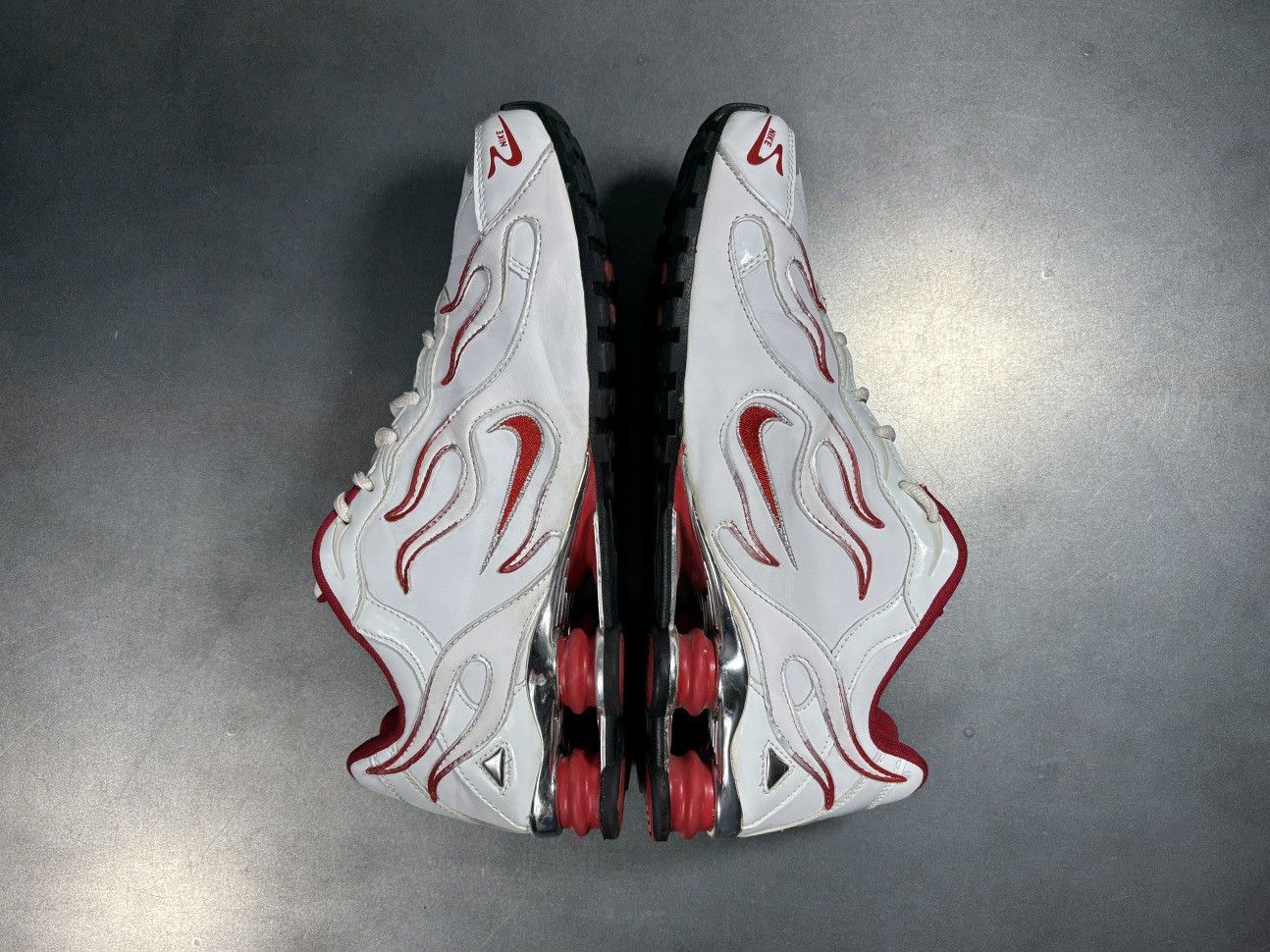 Vintage "Custom" Nike Shox Flames Sneakers "Hand Painted" 1 of Some Size US 11 / EU 44 - 23 Thumbnail