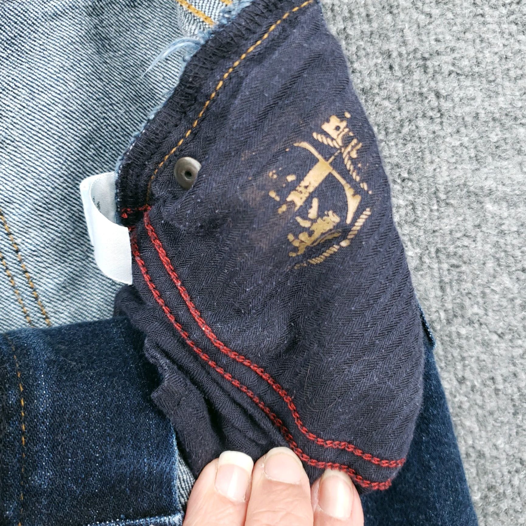 Talbots Talbots Shorts Womens 4 Blue Skimmer Mid Rise Fray Hem Pockets Dark Wash Denim"} Size 24" / US 00 / IT 34 - 4 Thumbnail