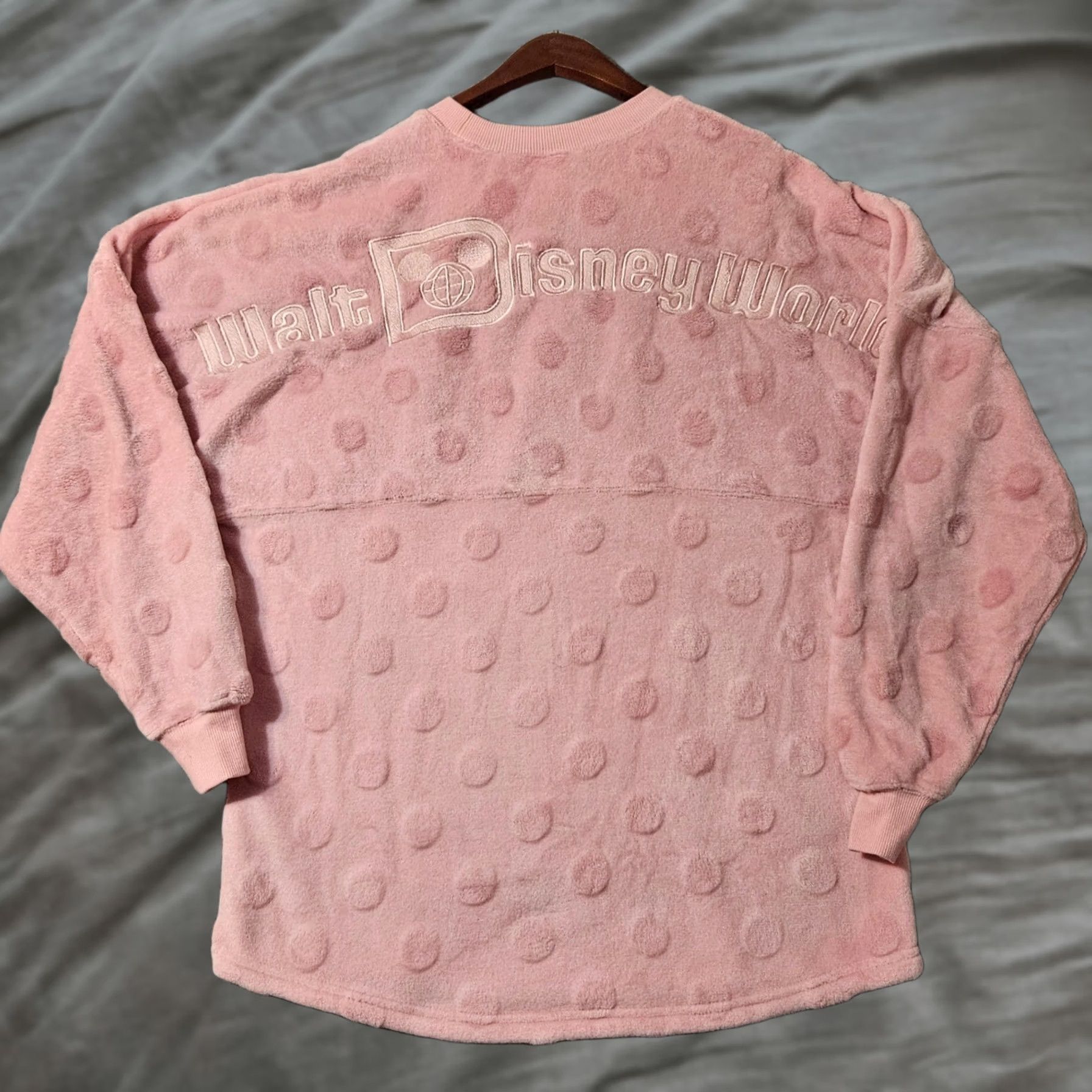 Disney Disney Parks Walt World Spirit Jersey Piglet Pink Polka Dot Fuzzy Medium Size M / US 6-8 / IT 42-44 - 1 Thumbnail