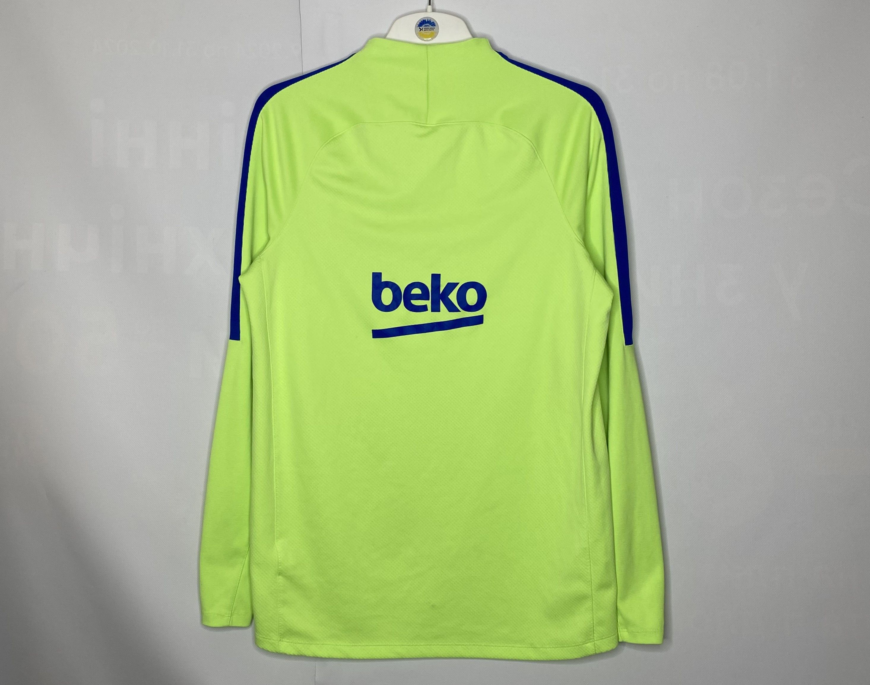 Nike BARCELONA 2017 TRAINING SWEATER FOOTBALL SHIRT SOCCER JERSEY Size US M / EU 48-50 / 2 - 2 Thumbnail