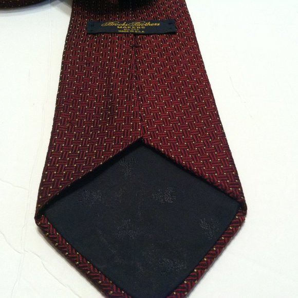 Brooks Brothers BROOKS BROTHERS MEN'S NEW BURGUNDY SILK TIE WIDTH: 3 3/4" Size ONE SIZE - 5 Thumbnail
