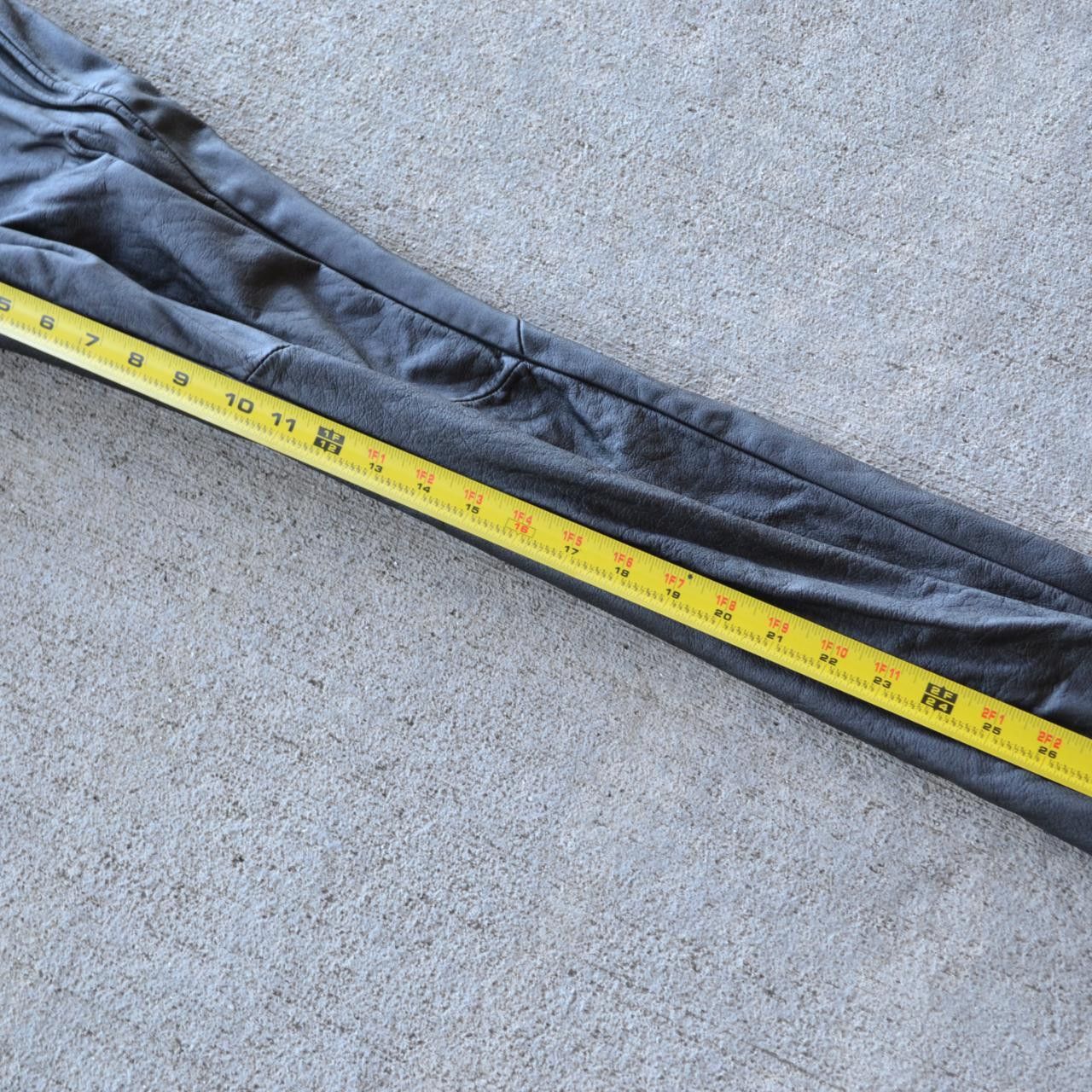 Vintage vintage trek leather pants size 10 Size 32" / US 10 / IT 46 - 3 Thumbnail