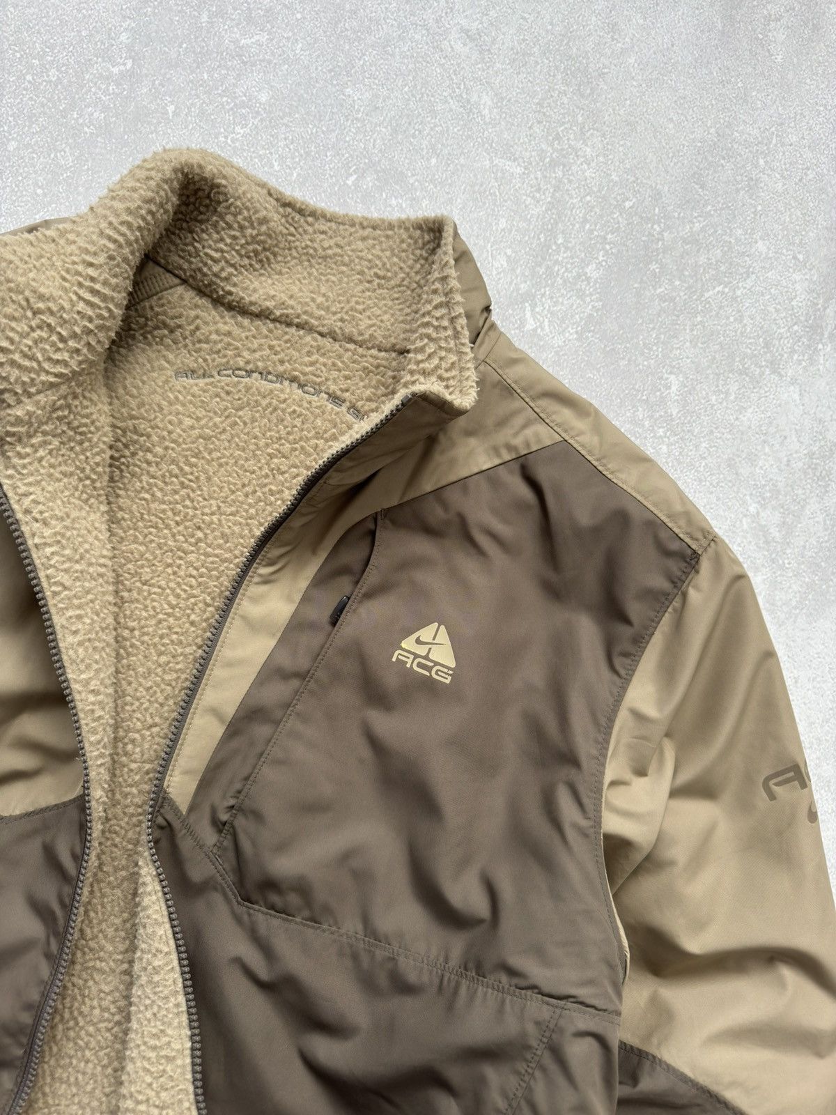 Vintage Nike ACG 00s Reversible Brown Teddy/Nylon Jacket Y2K