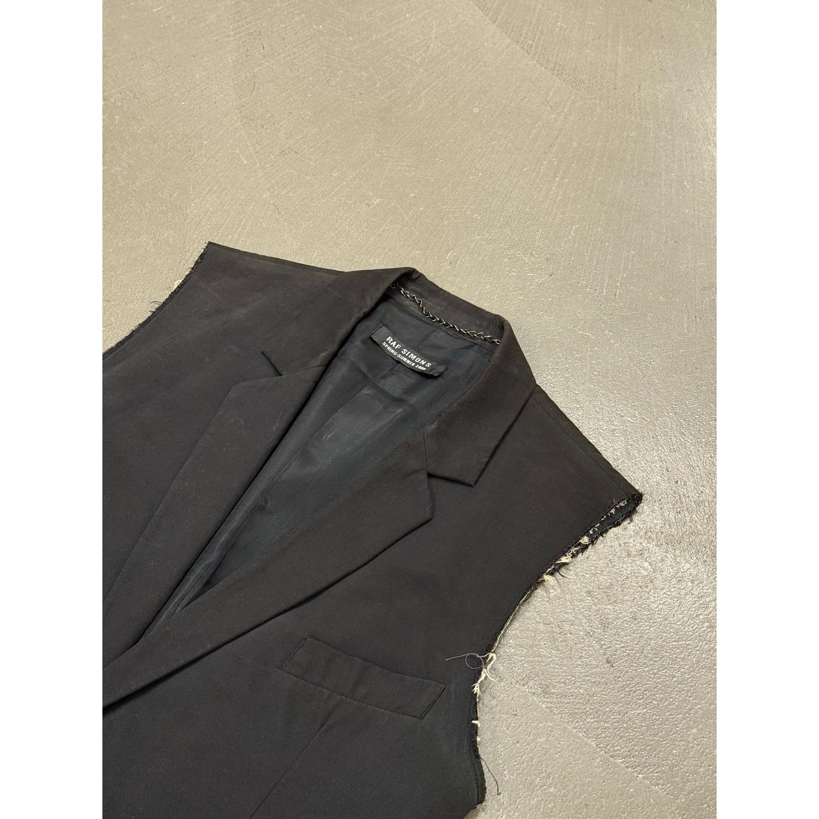 Raf Simons S/S2000 Raf Simons distressed vest Size 38R - 3 Thumbnail