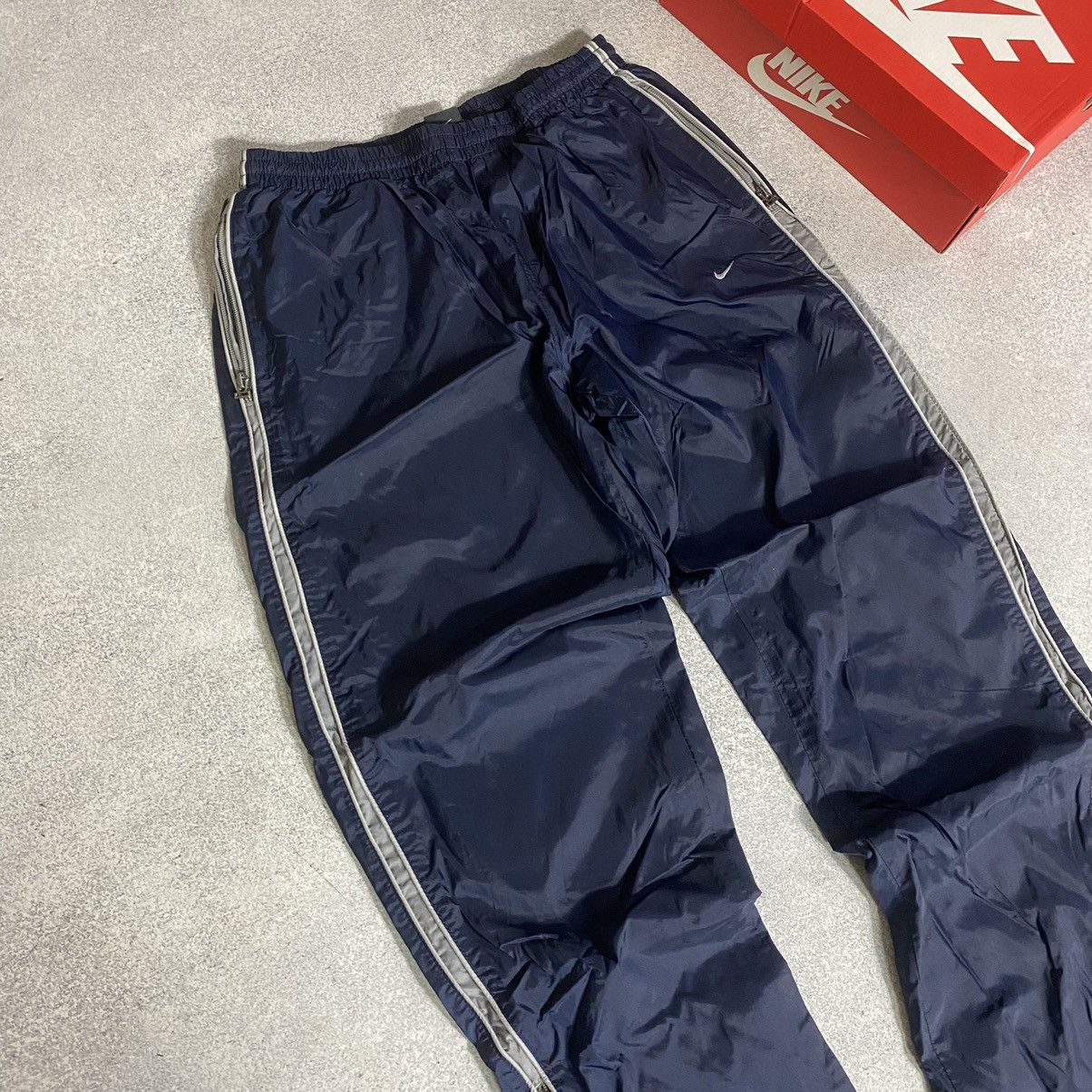 Nike Vintage Nike Track Pants Size US 30 / EU 46 - 2 Thumbnail