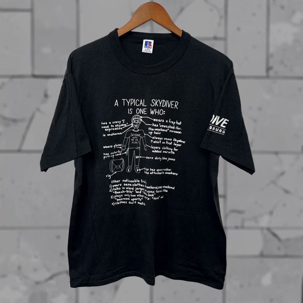 Russell Athletic VINTAGE Russel Athletic Skydiver T-Shirt Size L Black Single Stitch USA Mens Typical Athletic Size US L / EU 52-54 / 3 - 1 Thumbnail