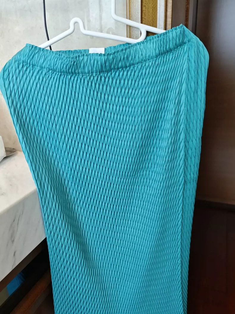 Issey Miyake issey miyake size:2 Turquoise green skirt Size 42" / US 20 - 6 Thumbnail