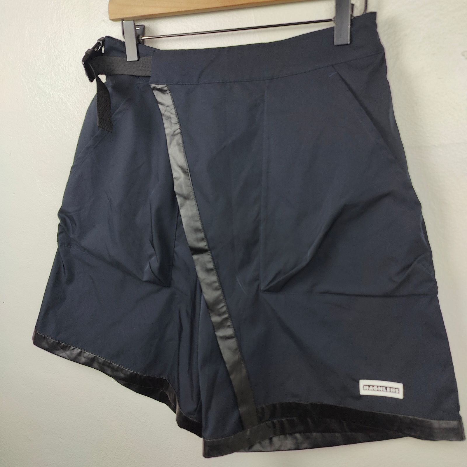 Other Magnlens Skort Size XS Black Wrap Front Utility Shorts Size 26" / US 2 / IT 38 - 3 Thumbnail