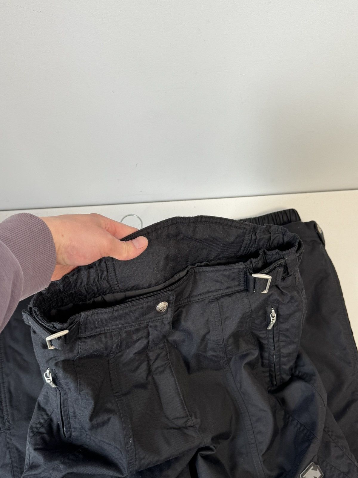 Descente Descente Woman’s Insulated Ski Pants Size US 8 Outdoor Black Size 30" / US 8 / IT 44 - 21 Thumbnail