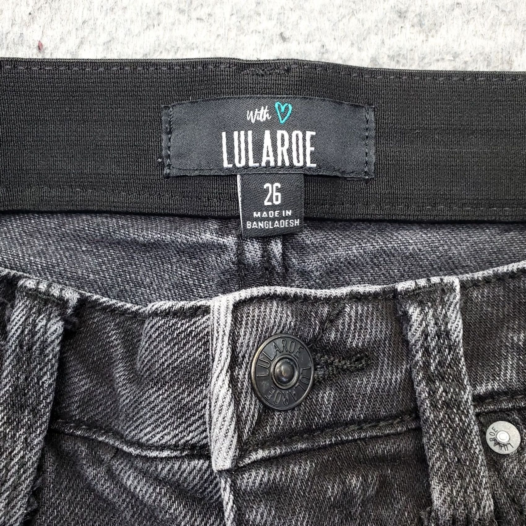 Vintage LuLaRoe Womens Size 26 Black Denim 5 Pocket Flare Jeans Straight Jeans Grunge Boho Streetwear Size 26" / US 2 / IT 38 - 7 Thumbnail