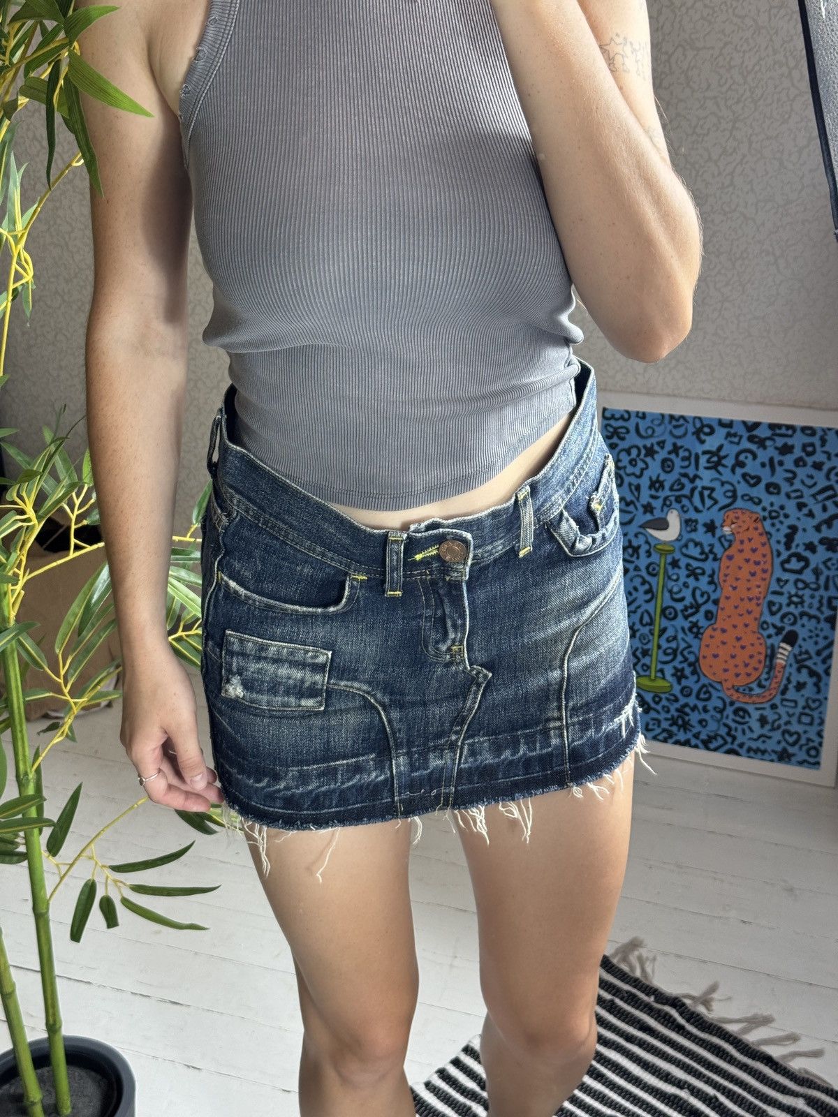 Other VINTAGE WASHED 2000s MINI DENIM SKIRT Size 28" / US 6 / IT 42 - 10 Thumbnail