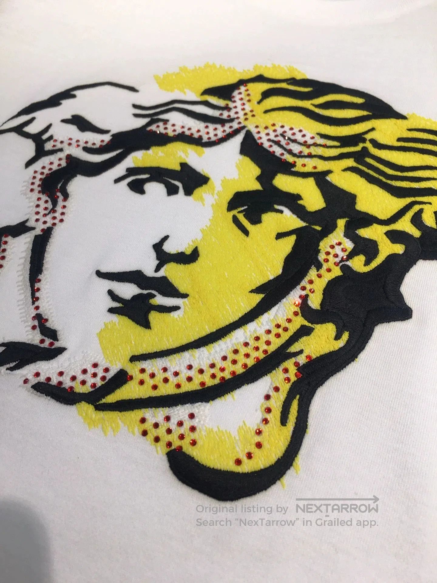 Versace VERSACE Men's White Medusa Embroidered T-shirt. Size US M / EU 48-50 / 2 - 4 Thumbnail