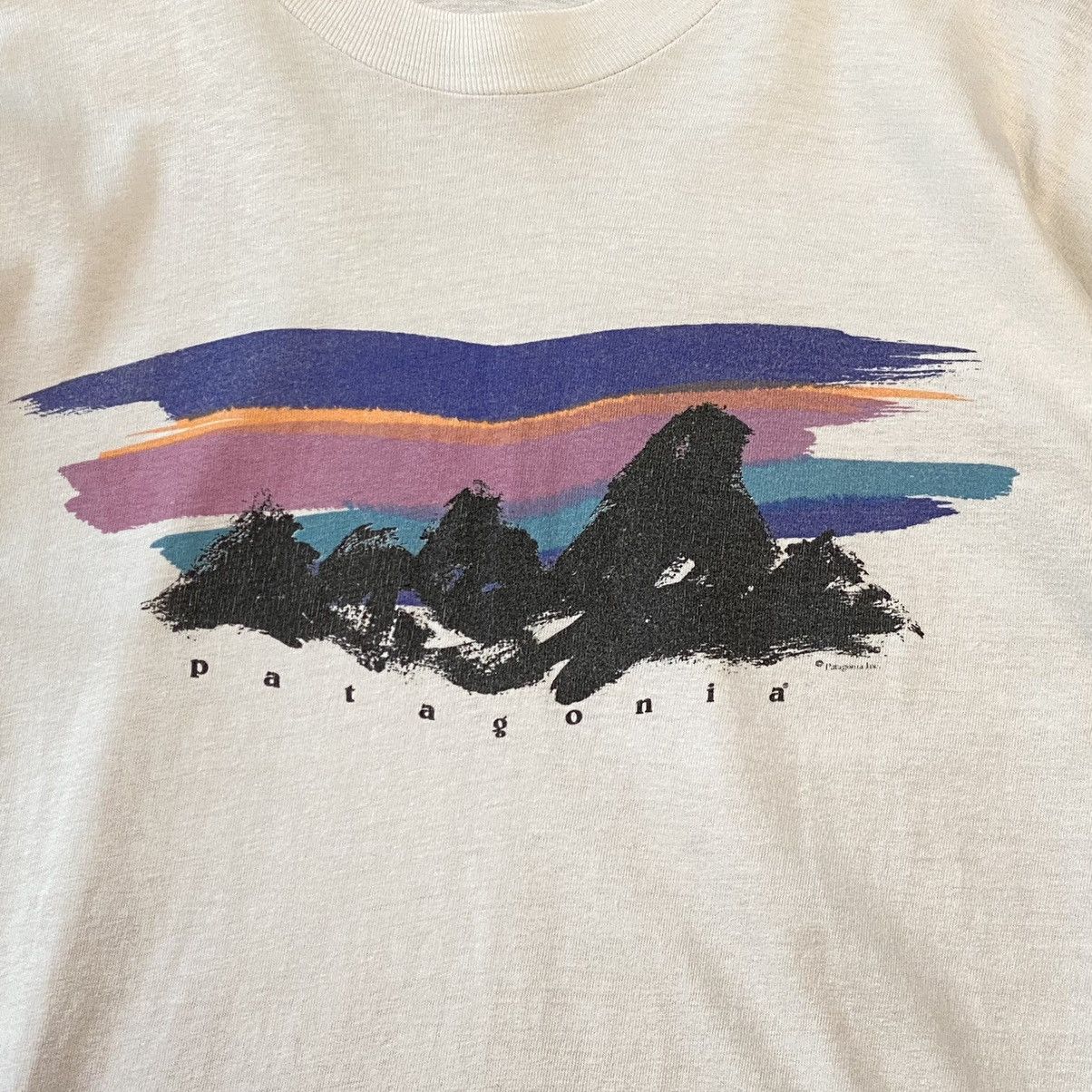 Patagonia × Vintage Vintage 80s Patagonia Tee Size US XL / EU 56 / 4 - 4 Thumbnail